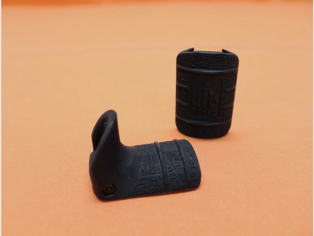 UTG - Leapers UTG Tactical Hand Stop Kit (RB-HS01B) Black incl. Full Profile Rubber Rail Guard/ Handstop