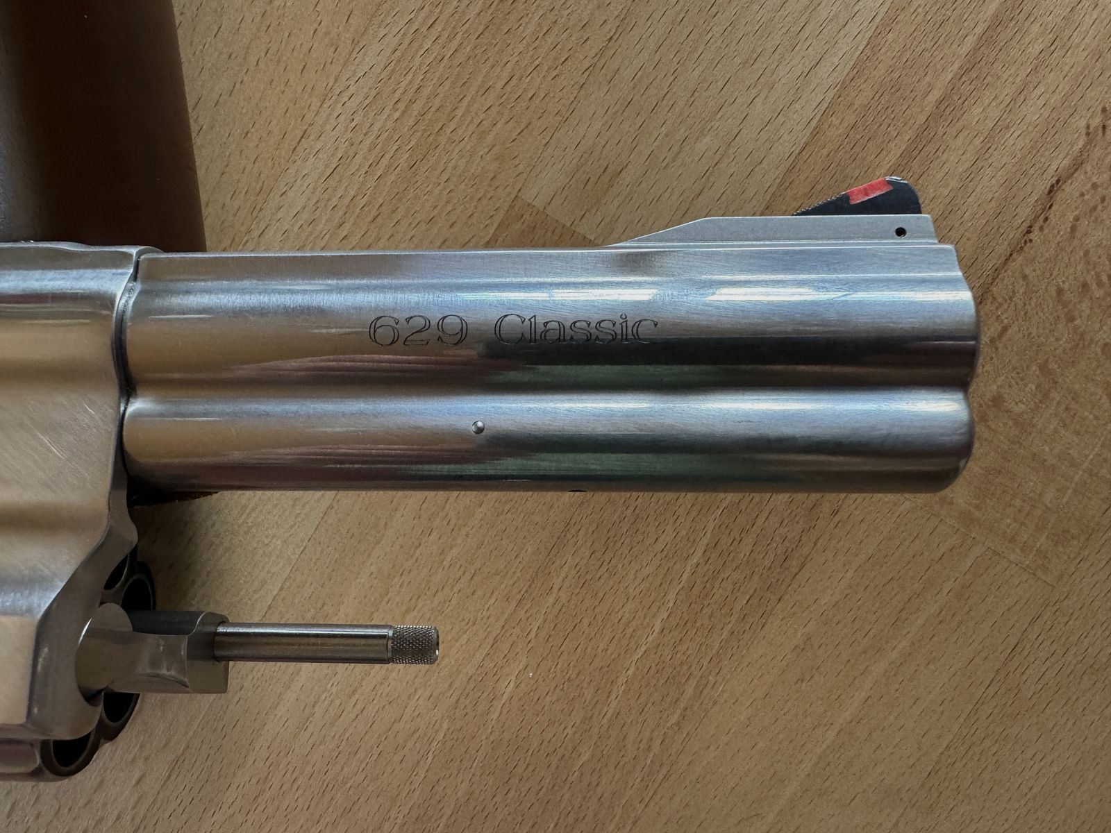 Smith & Wesson 629 Classic, 5"-Lauf. Sehr neuwertig