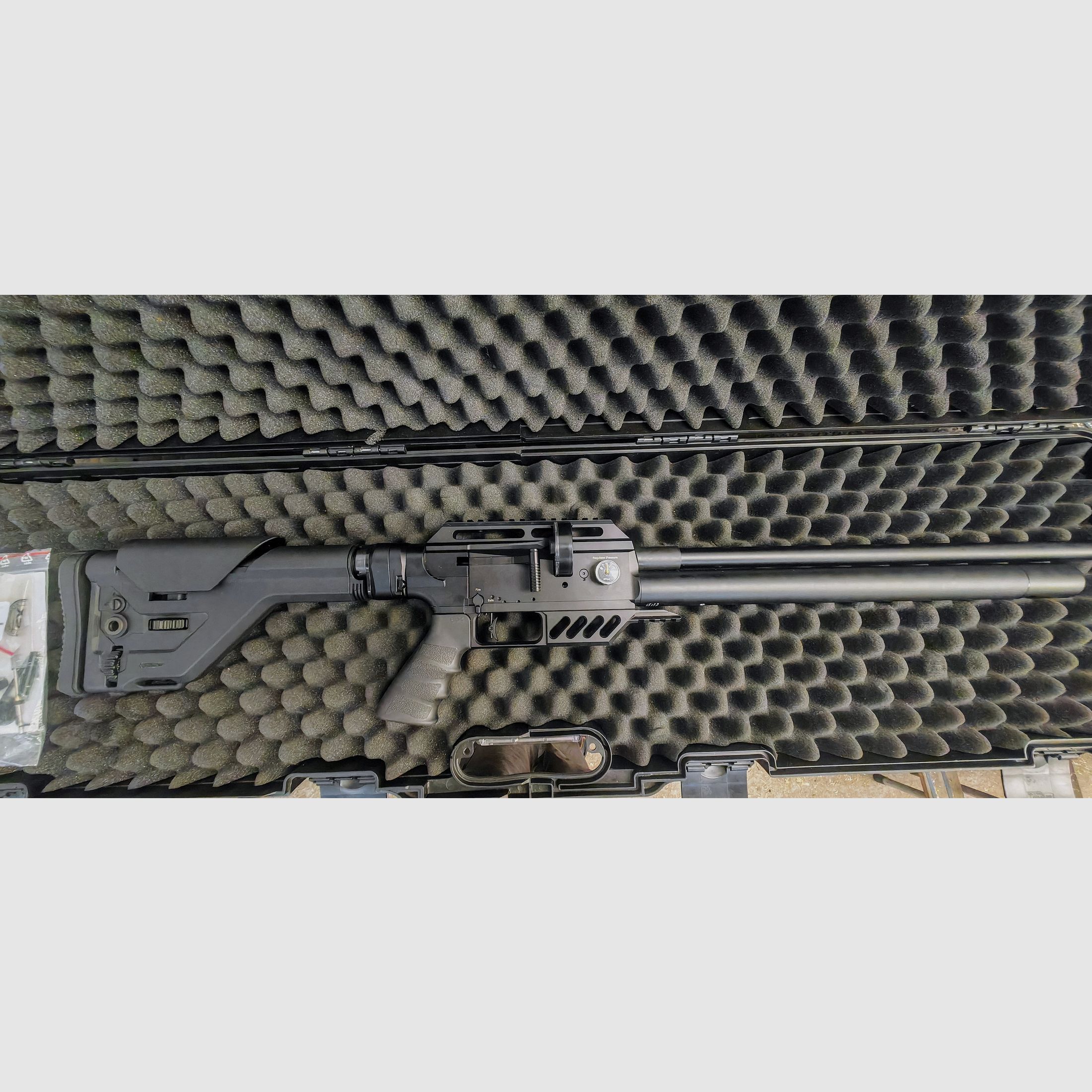 FX Dream Line Tacticel 4,5m/m,mit Tacticel-Klappschaft, Exportsatz u. Zielfernrohr, mit Koffer