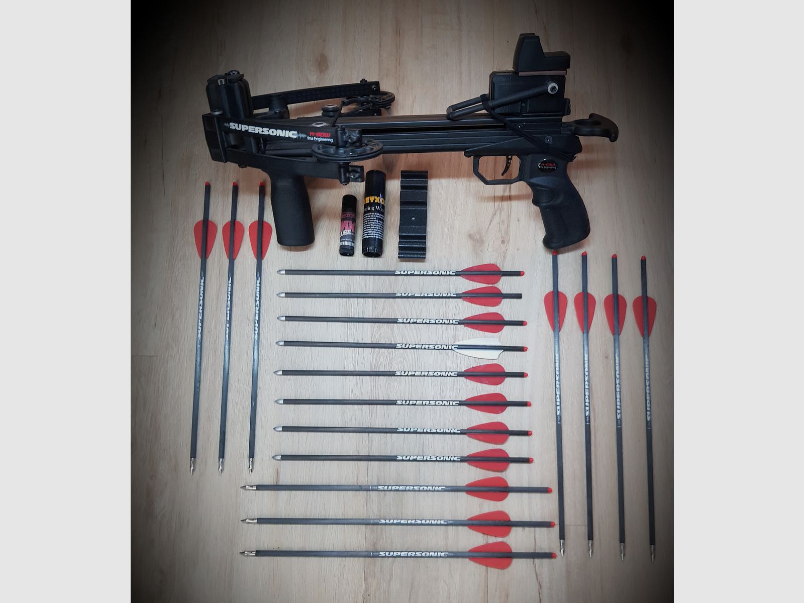 X-Bow Armbrust Supersonic FMA Magazine + Bolzen und Zubehör 