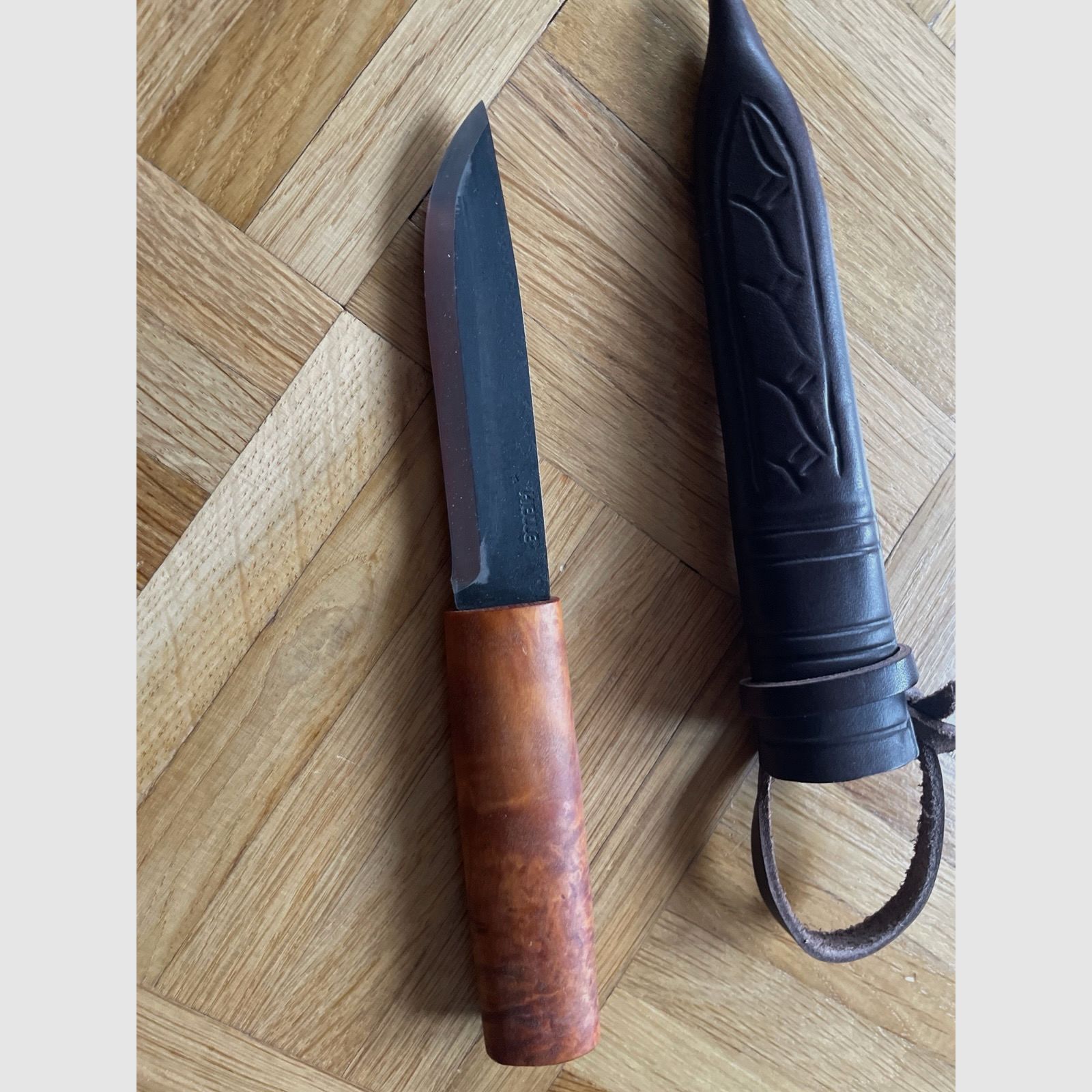 Helle Viking 96 Neuf, acier au carbone