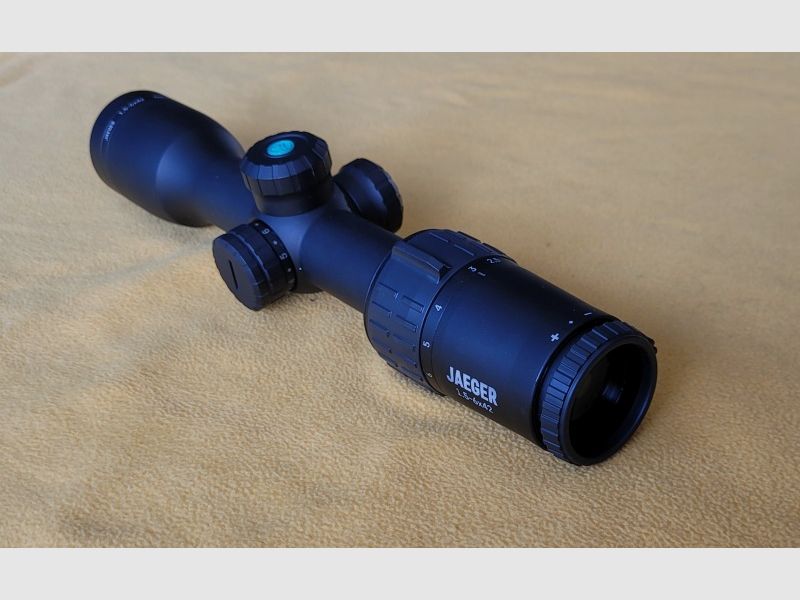 Telescopio Yukon Jaeger 1,5-6x42 con reticolo XO1i