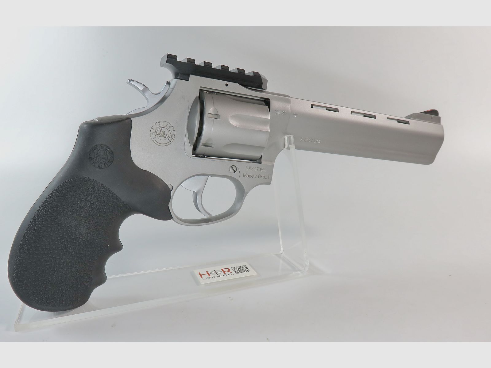 Neuwertiger Revolver Taurus Tracker Competition PRO 6" mit Weigand-Picatinny-Schiene und Hogue-Griff