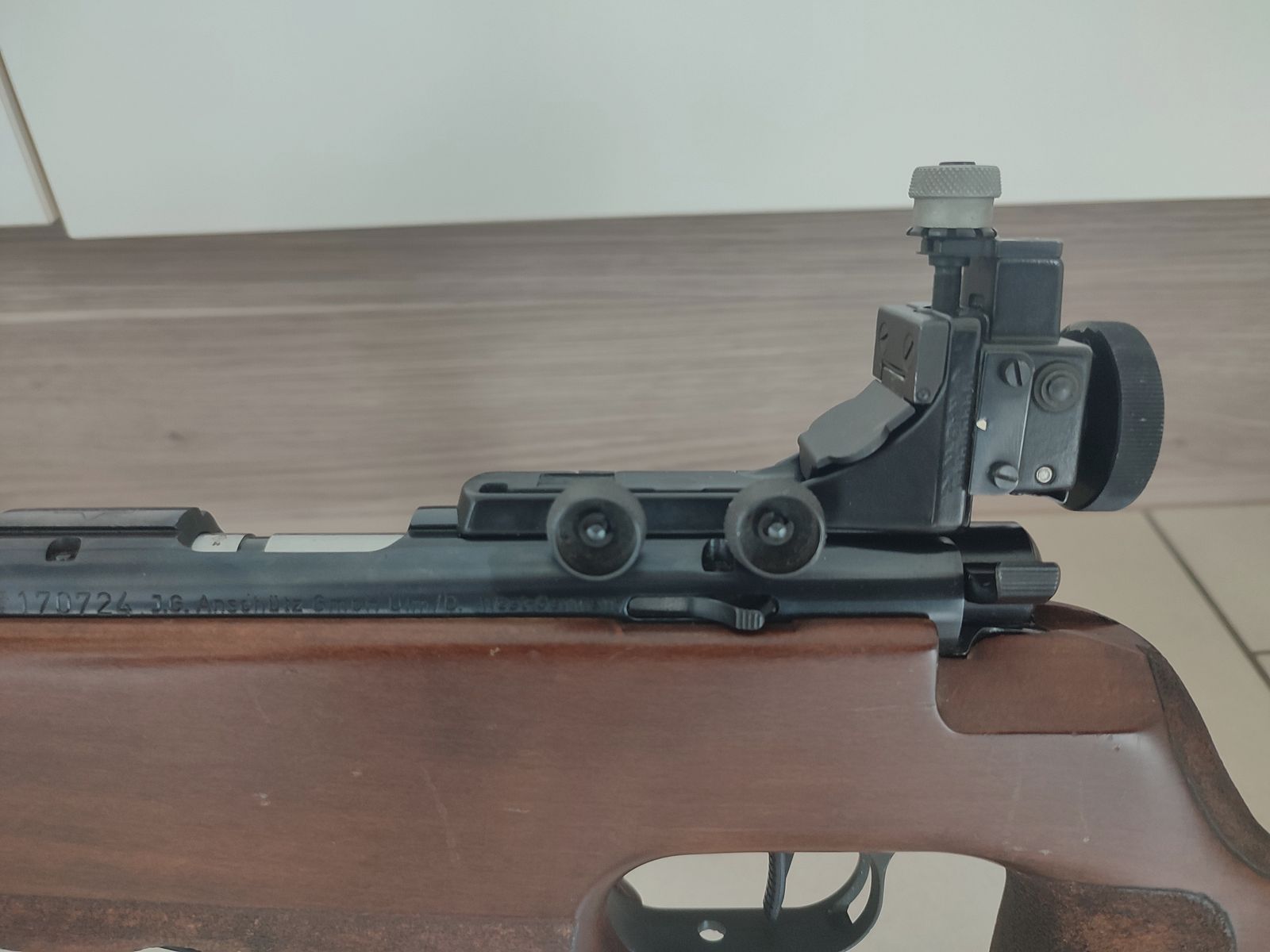 Anschütz 1427 Biathlon Repetierer Benchrest .22 KK + 2.000 Schuss Matchmunition