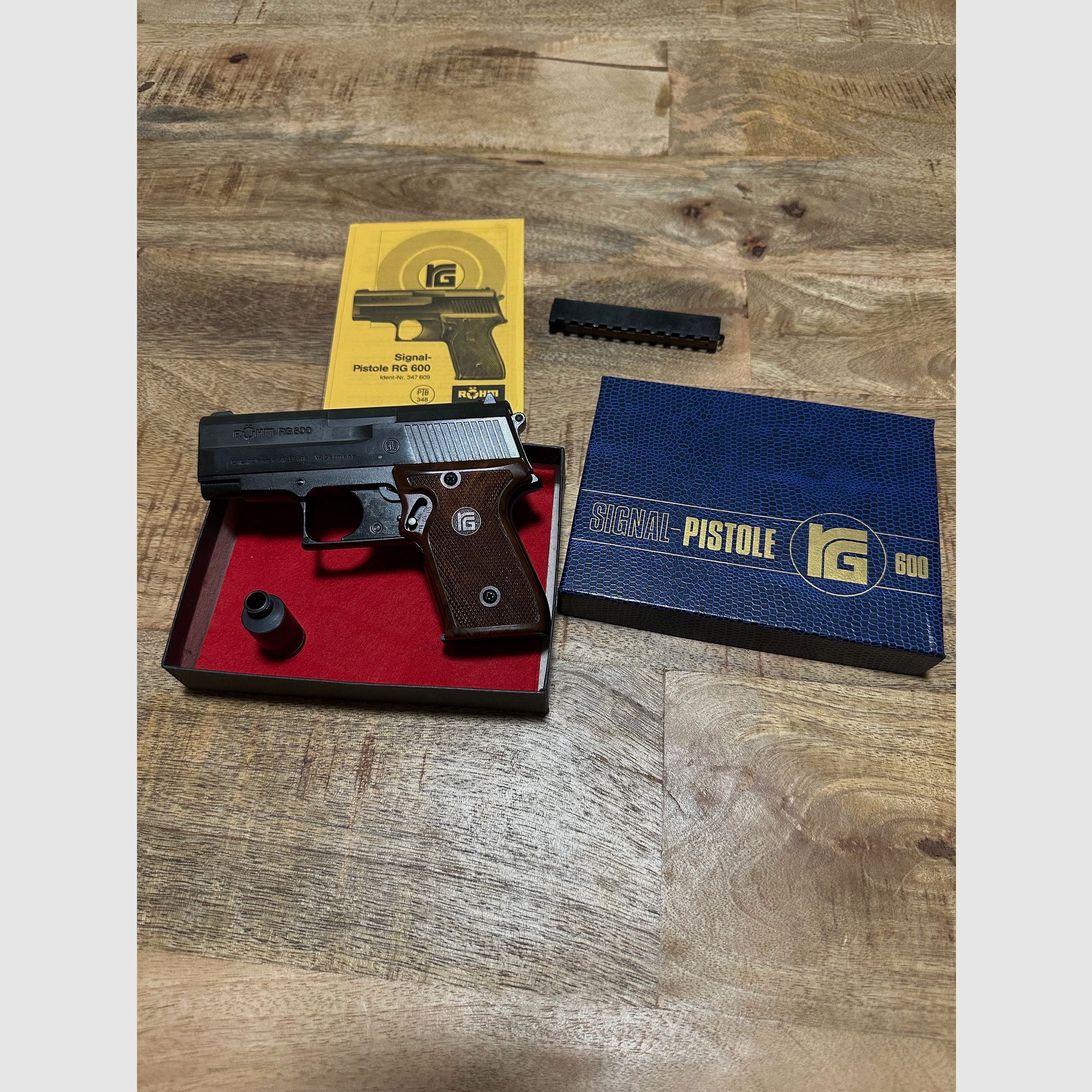 Röhm RG600 cal. 22 lang Knallpatrone Made in West Germany