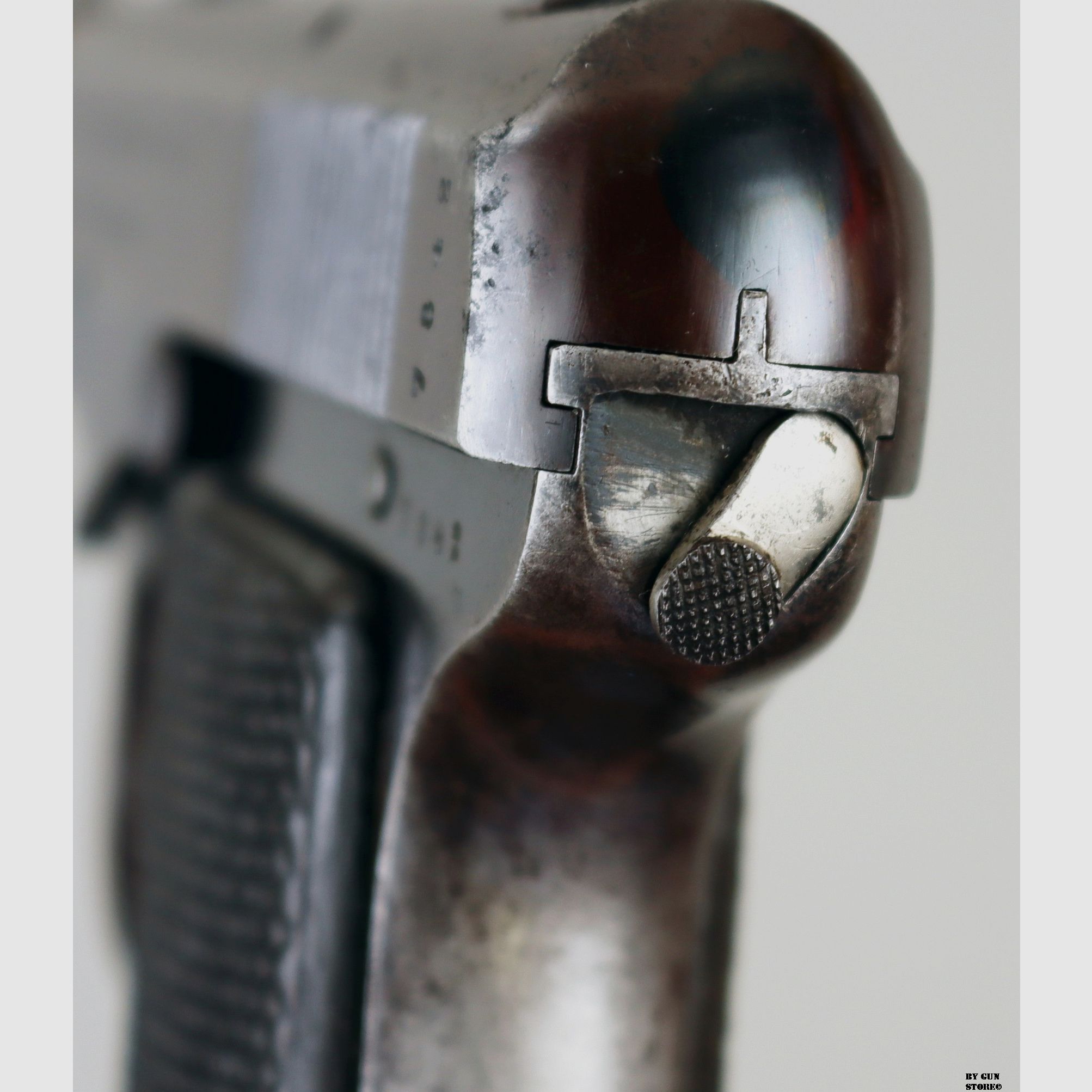 Beretta pistol mod. Brevetto 1915 cal. 9 mm Glisenti matr. 7842, image 11 of 12