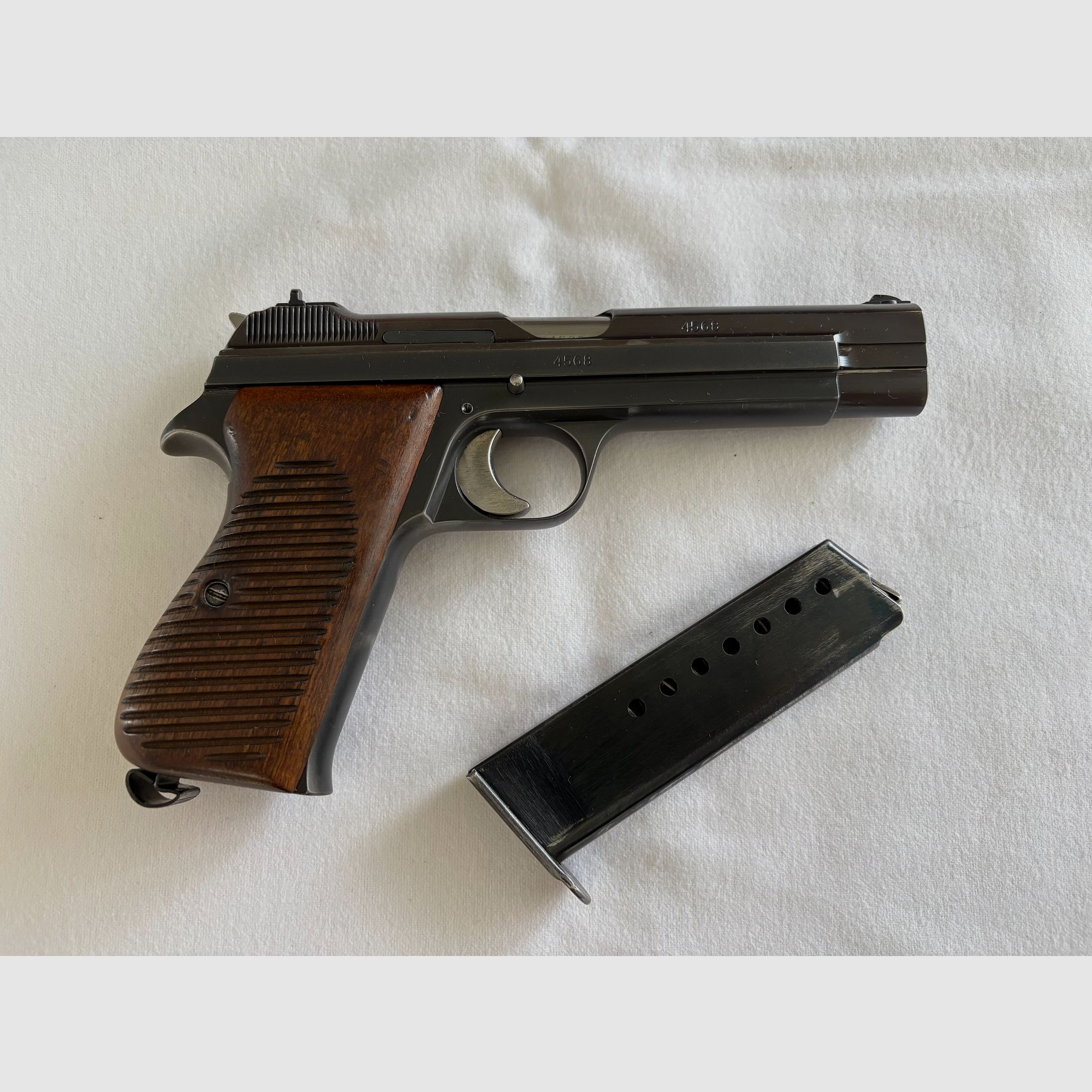 Sig P210 / M49 HTK, afbeelding 2 van 4