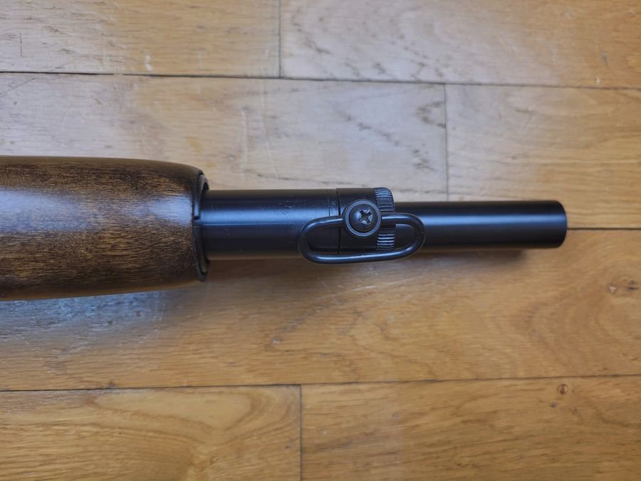 Super Vorderschaftrepetierer Mossberg 500ATP « Persuader » – Kaliber 12/76 – Waffe von 1982 – Lauf von 47cm – 5 Schuss – Schaft und Pumpen aus schönem Nussbaum – ambidextre Sicherheit – 100% made in USA – Eines der besten « Pumpen » – TBE, Bild 12 von 23
