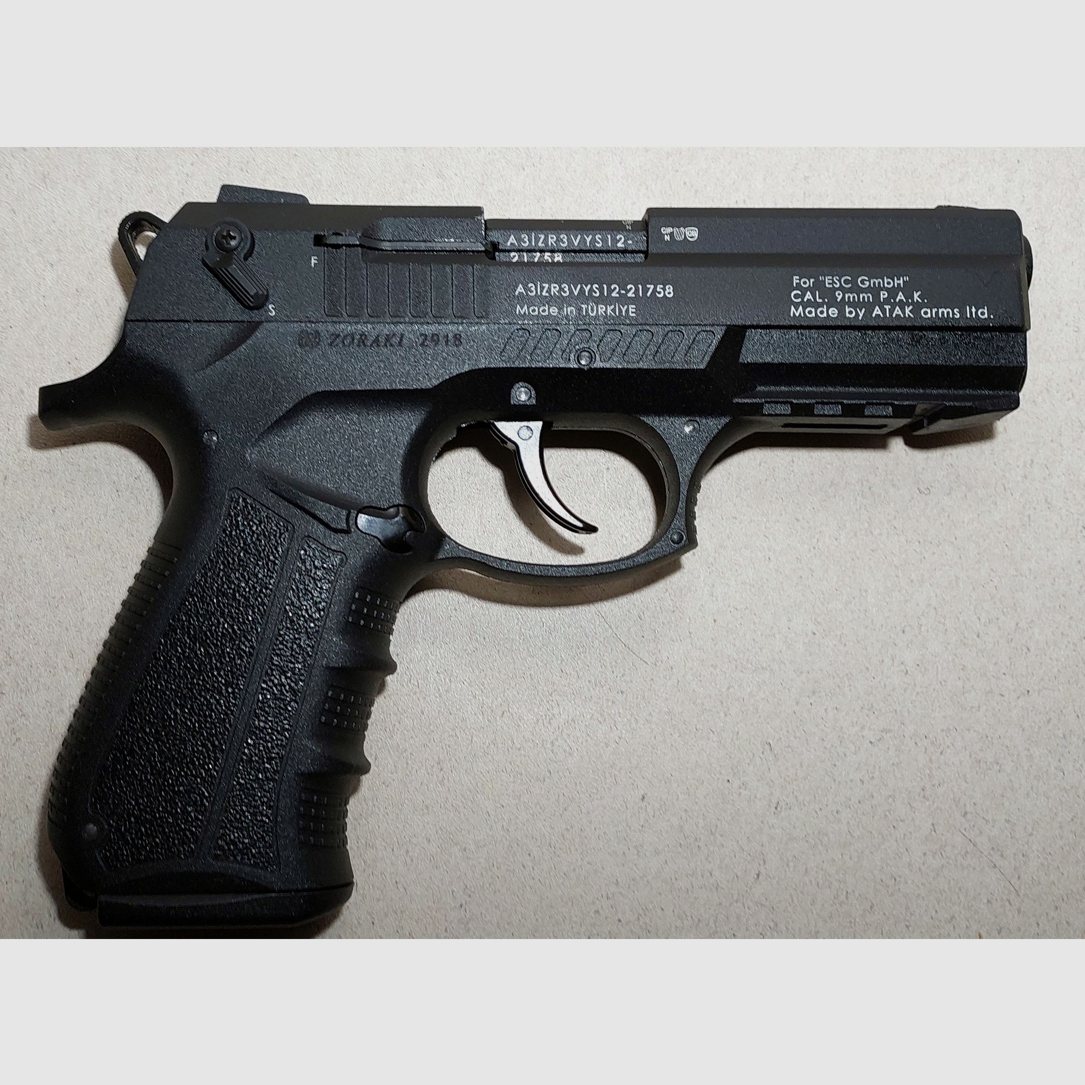 Set Zoraki 2918 PAK mit 2 Magazinen und Holster