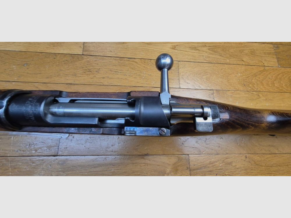Muy bonito rifle de competición Mauser sueco M96 – Fabricación Carl Gustav de 1919 – Calibre original 6.5×55 sueco – Cargador limitado a un disparo – Familia Mauser 1893 – Alza de precisión – Mecánica sueca – Acabado 97% – Cañón espectacular – Arma de competición – Categoría D – TBE+, imagen 21 de 37