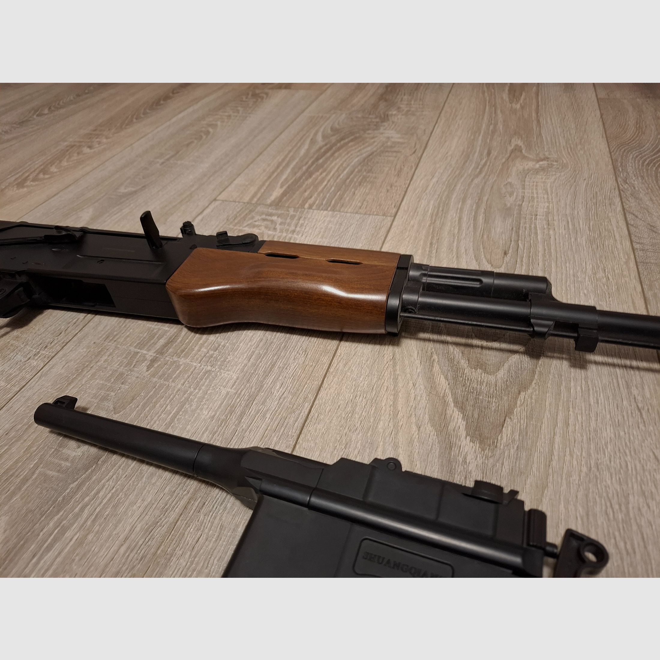 Well AK 74 M aeg <0,5 Joule+ Mauser C96 Federdruck , Bild 6 von 11