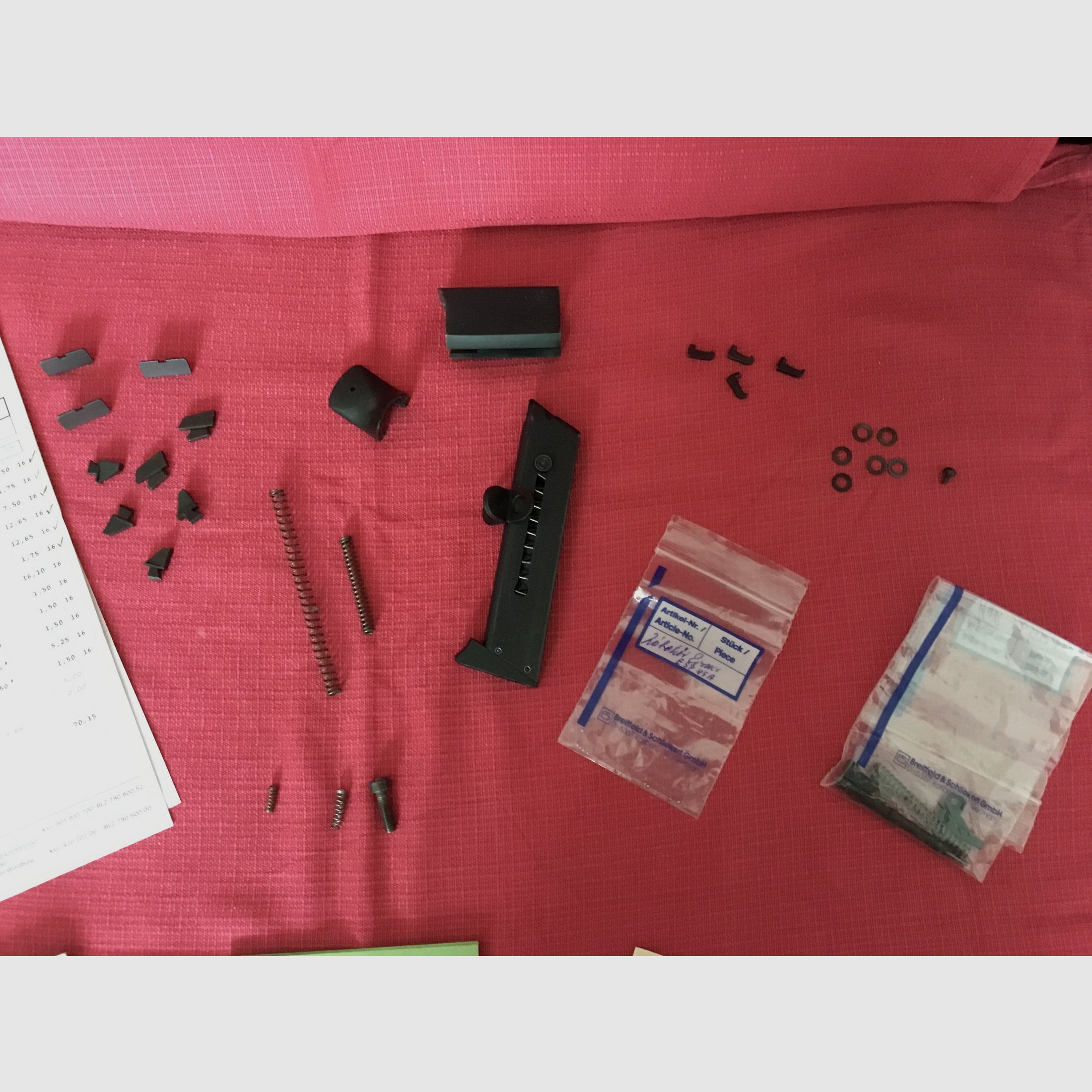 Erma ESP 85A plus .32 sistema de cambio – con empuñadura RINK y amplio stock de piezas de repuesto.