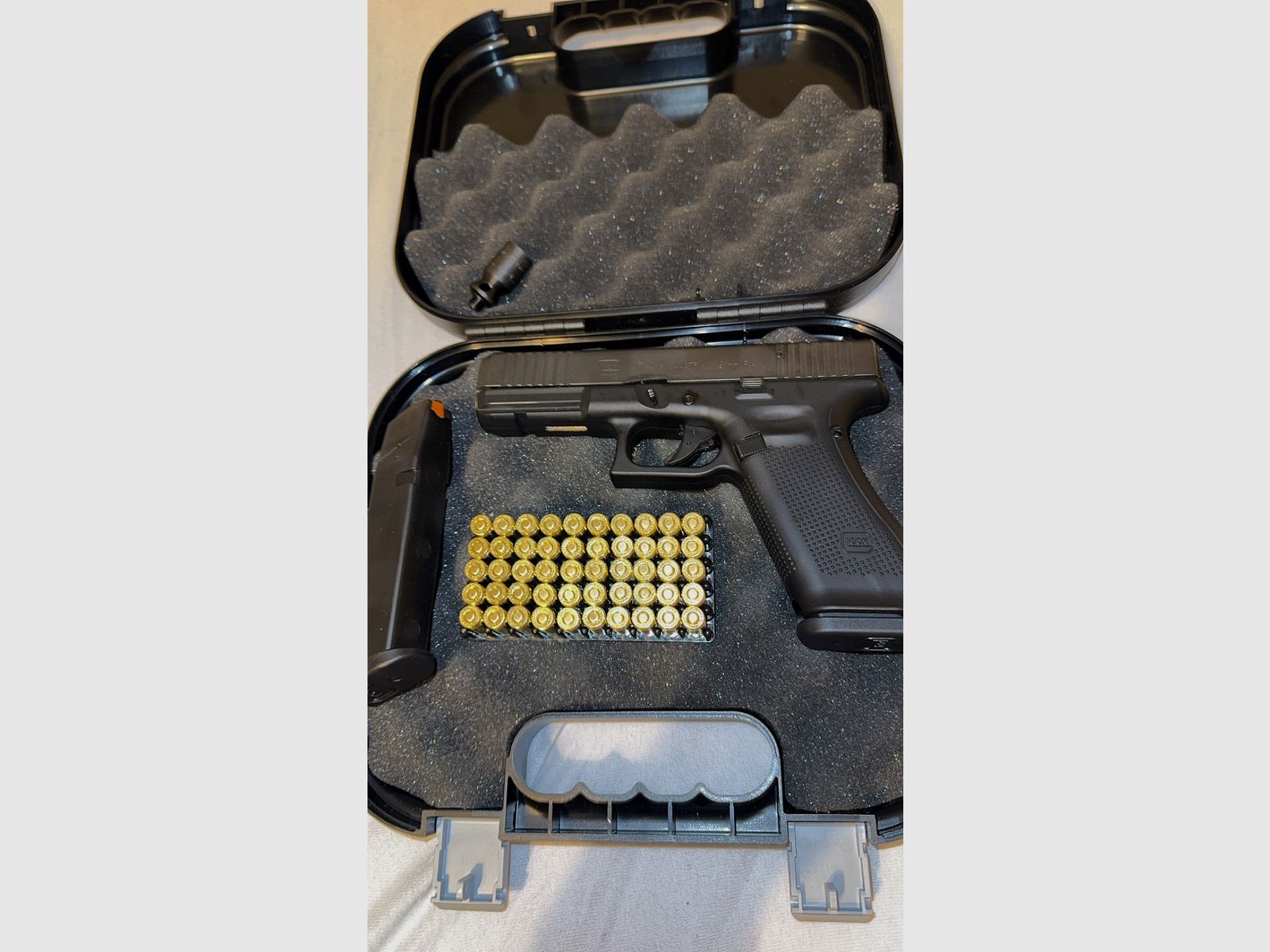 Glock 17 SV 9mm P.A.K. (steel closure)