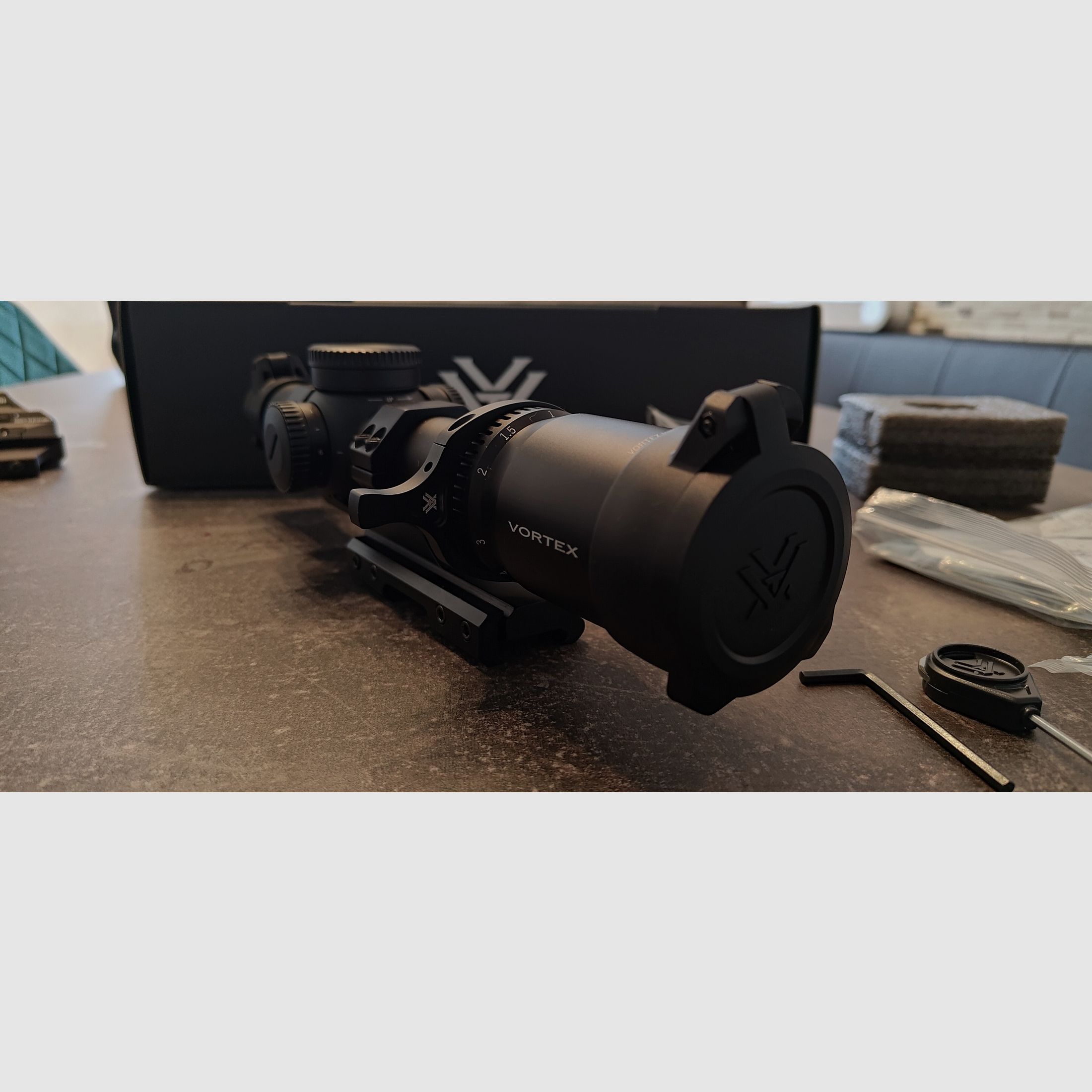 Telescopio VORTEX VENOM 1-6x24 AR-BDC3