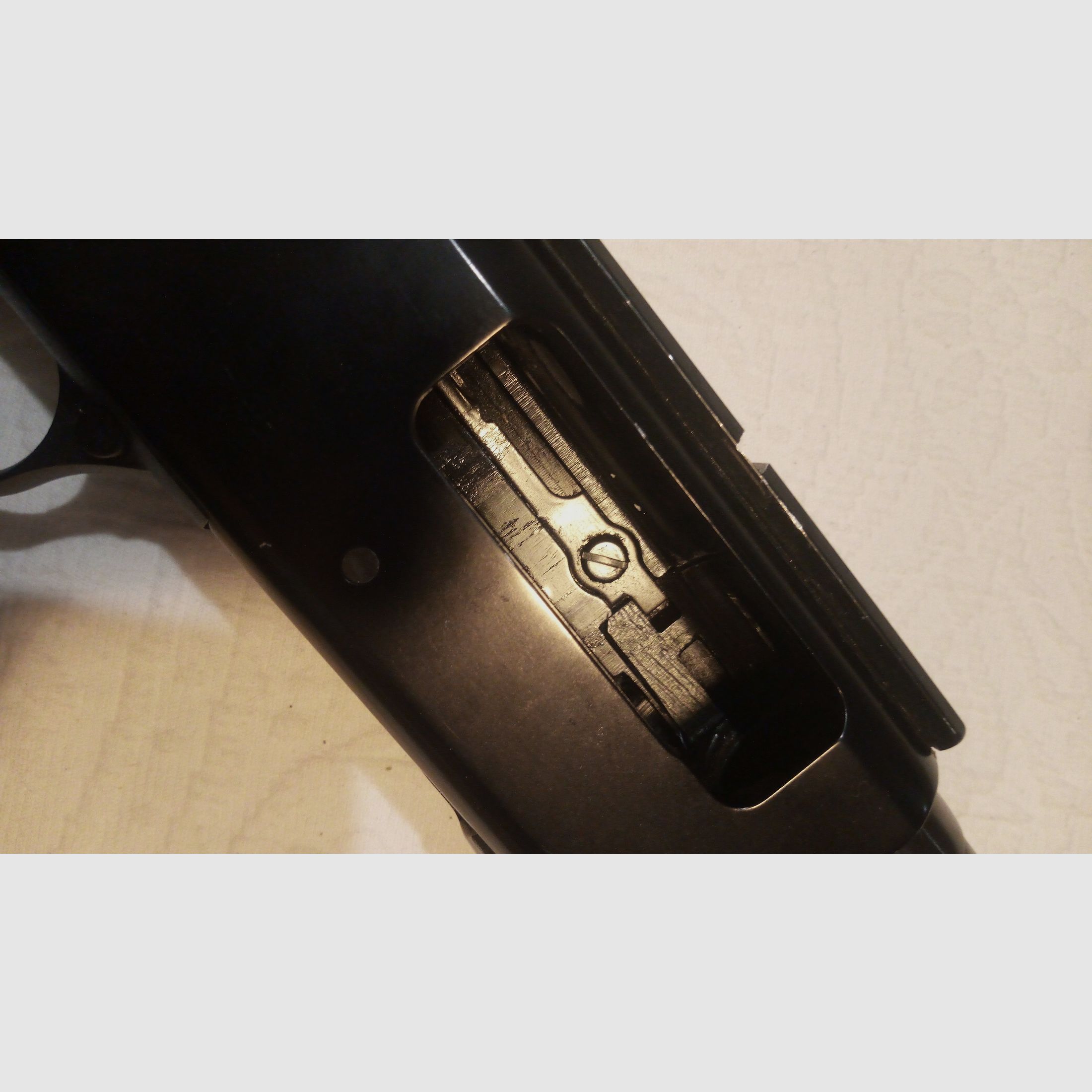 Fore-end repeating shotgun Mossberg Maverick 88 Field used