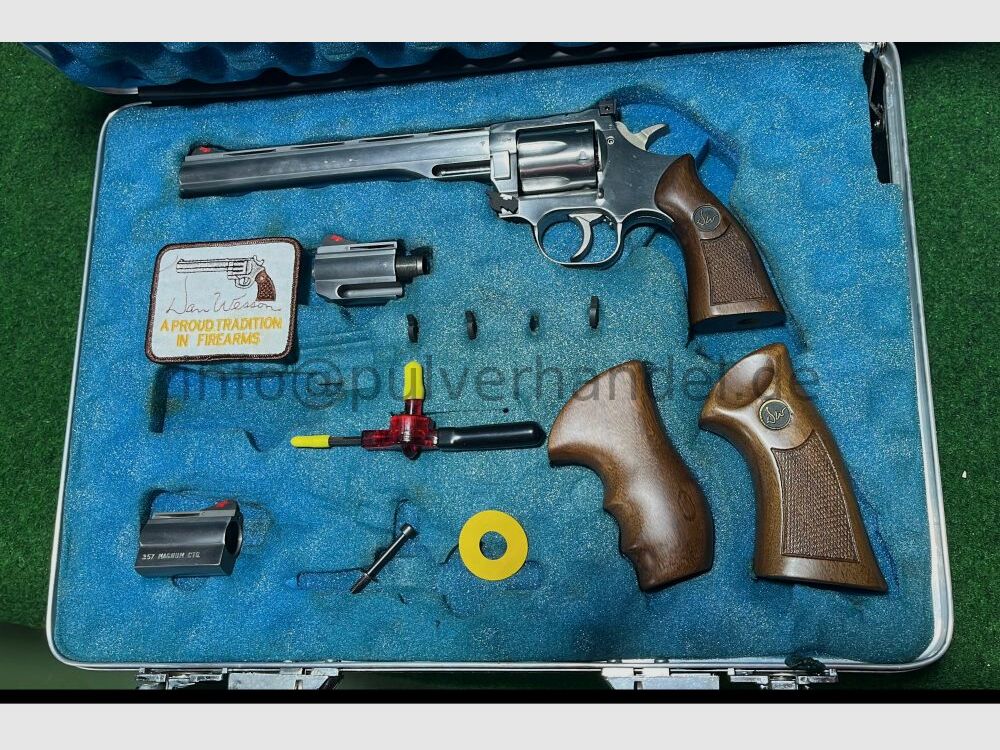 Dan Wesson 2,5" - 8" Revolver met verwisselbare loop ZELDZAAM .357Mag in set TOP, afbeelding 1 van 8