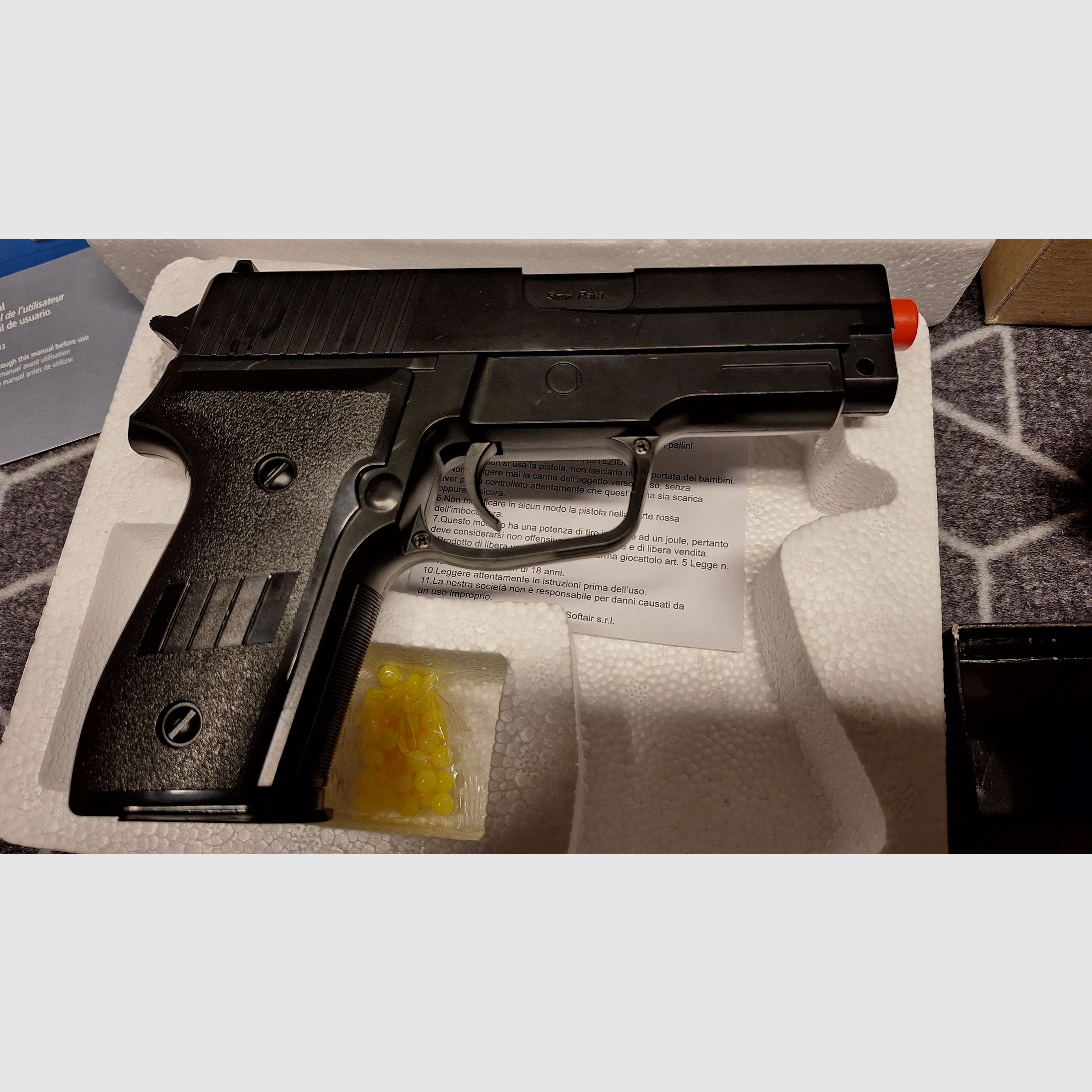 Federdruck Airsoftpistolen Konvolut: D.E./H.K./1911/u.a. NEUWERTIG