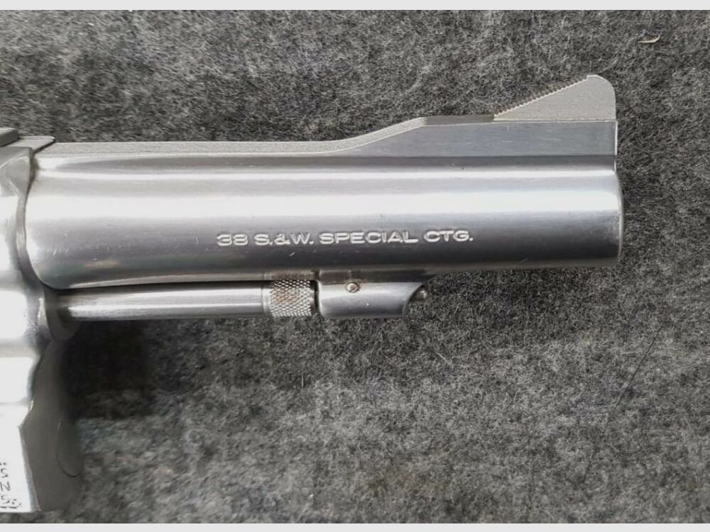 Smith & Wesson 67