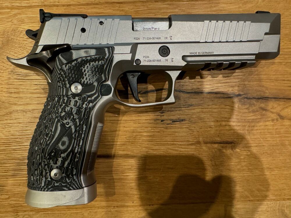 Sig Sauer	 P226 X-Five Supermatch Eckernförde Fertigung !!! mit 2x Optik