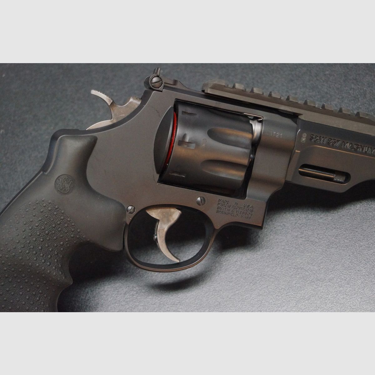 Smith & Wesson 327 PC TRR 357 Mag 5″ 8 Schuss, Bild 4 von 8
