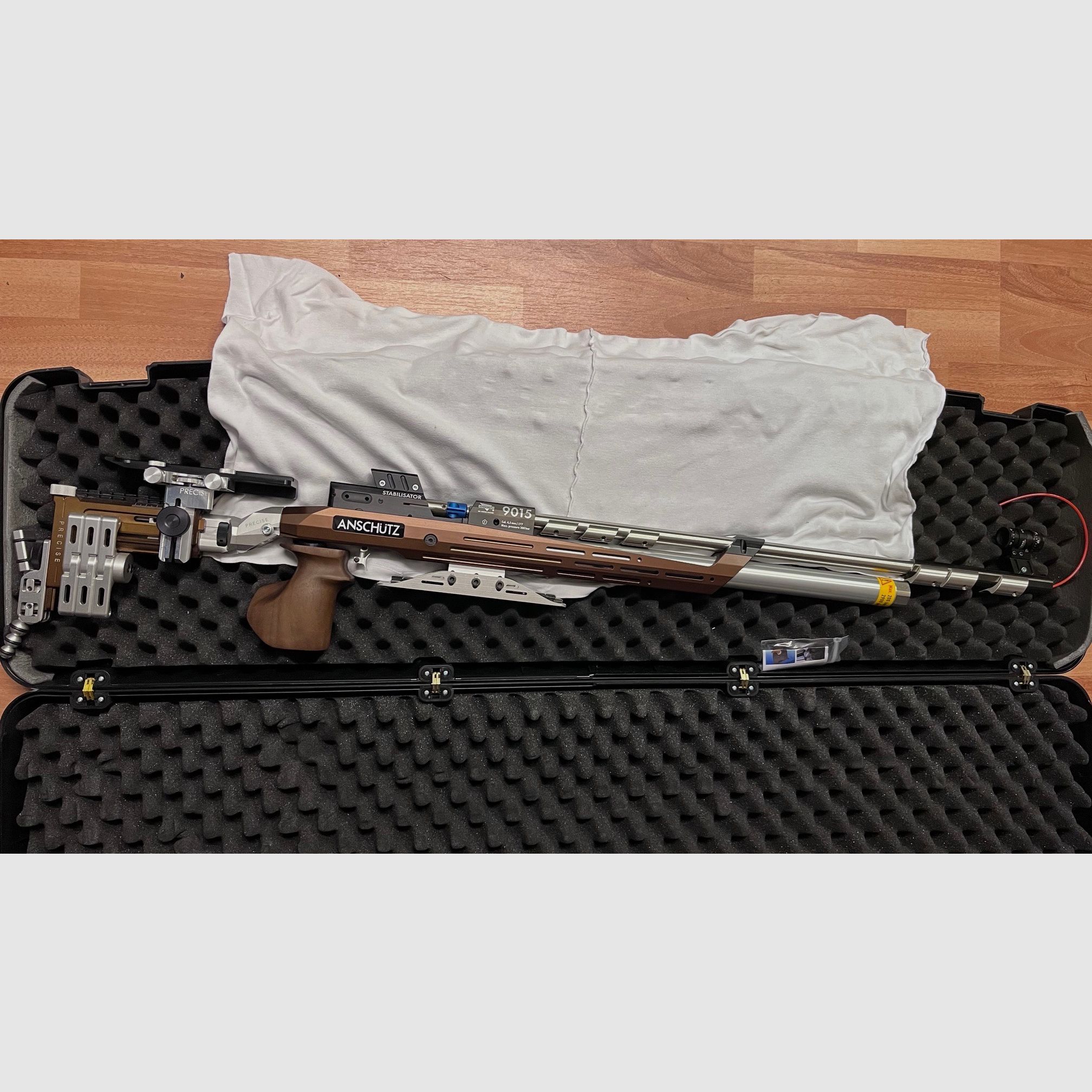 Luftgewehr Anschütz 9015 Precise