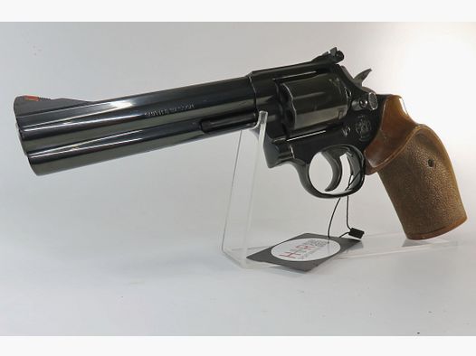 Revólver Smith & Wesson 586-2 | .357 Mag. | 6 pulgadas | pavonado | empuñadura Nill