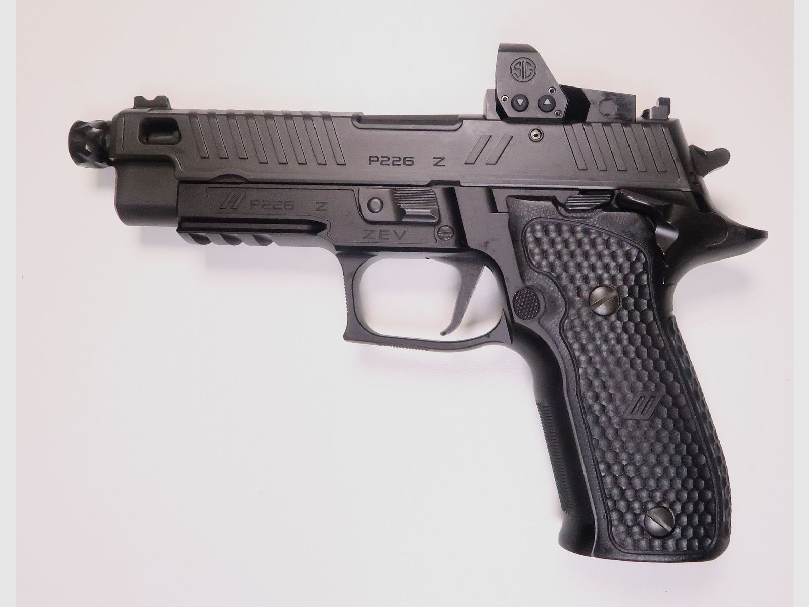 Sig Sauer P226 ZEV 9mmLuger