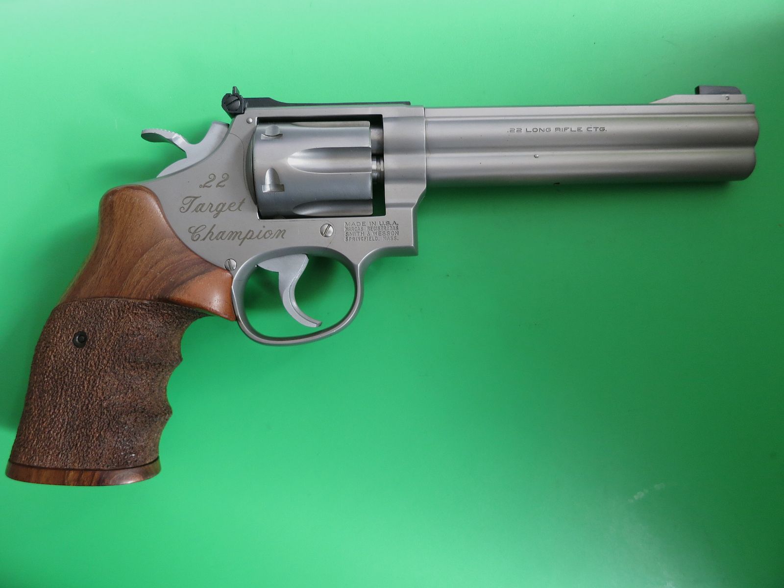 Revolver de sport, revolver de tir Smith & Wesson, modèle 617, 22 Target Champion, .22lr + poignée de sport #85