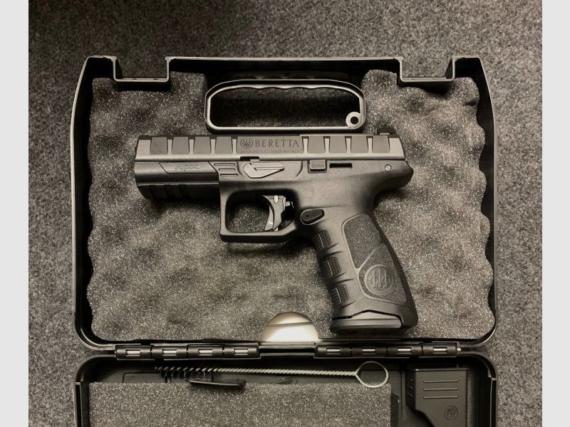 Beretta APX OR 9mm + Klappschaft von Micro Roni inkl. Red Dot