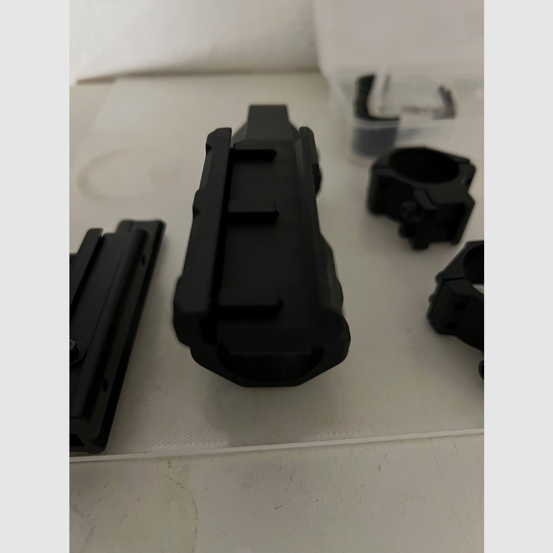 Staffelsee - 1-8x24 LD V2 Zieloptik/Zielfernrohr mit Leuchtfaser-Absehen 4 - mit vollvergütetem LD-Glas für Drückjagd/Bewegungsjagd - robust, stickstoffgefüllt & schussfest