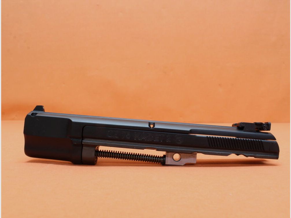 Système interchangeable CZUB .22lr CZ75 Kadet2 canon de 118mm/ viseur micrométrique à 3 points (.22lfB/.22L.R.)
