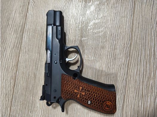 CZ 75 B 9 mm Luger 