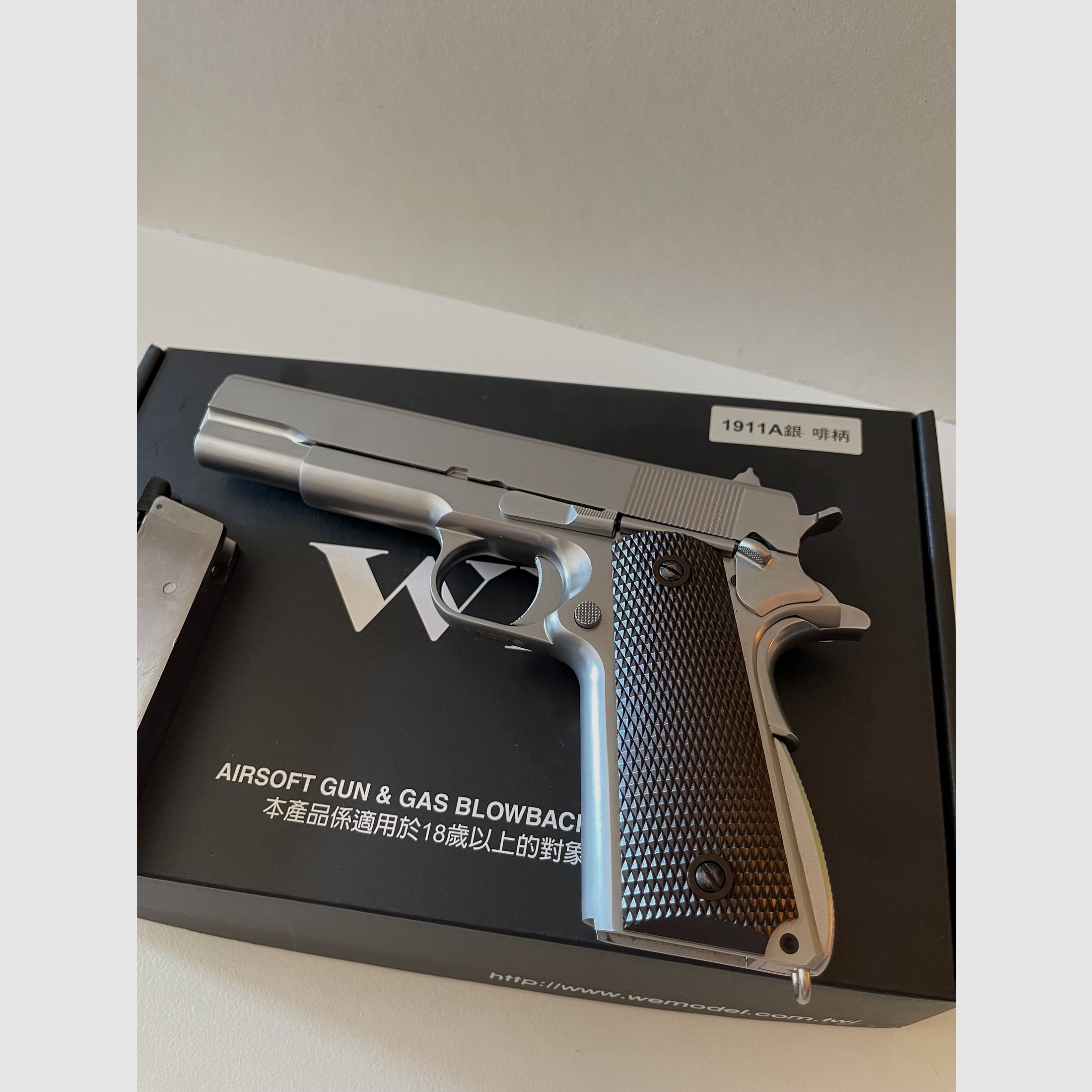 Wei-ETech M1911 Vollmetall GBB Chrome finish 
