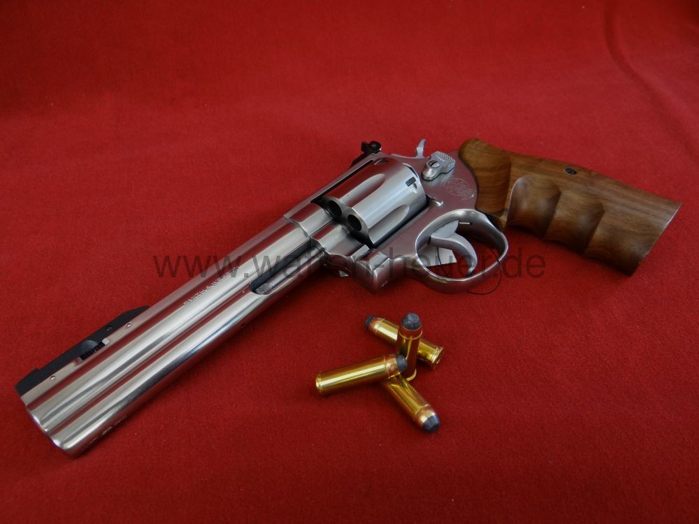 Smith & Wesson 686-3 Practical Champion