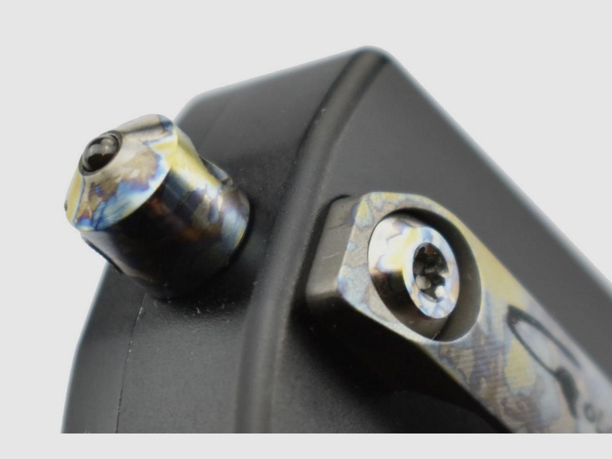 Golgoth G12DT+ Automatic Knife OTF with Dagger Blade, Aluminum Handle and Titanium Parts, image 8 of 18