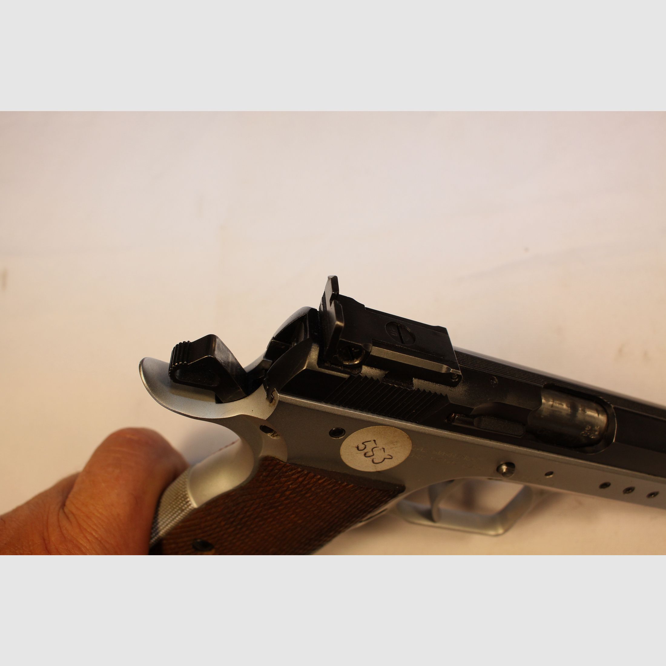 Pistolet 9mmLuger Tanfolio.