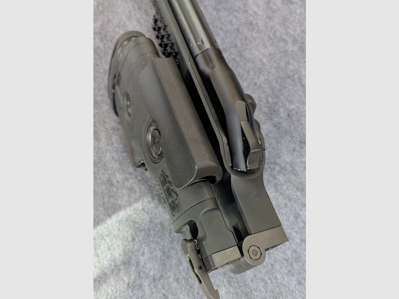 Blaser R8 mit GRS Ragnarok Chassis