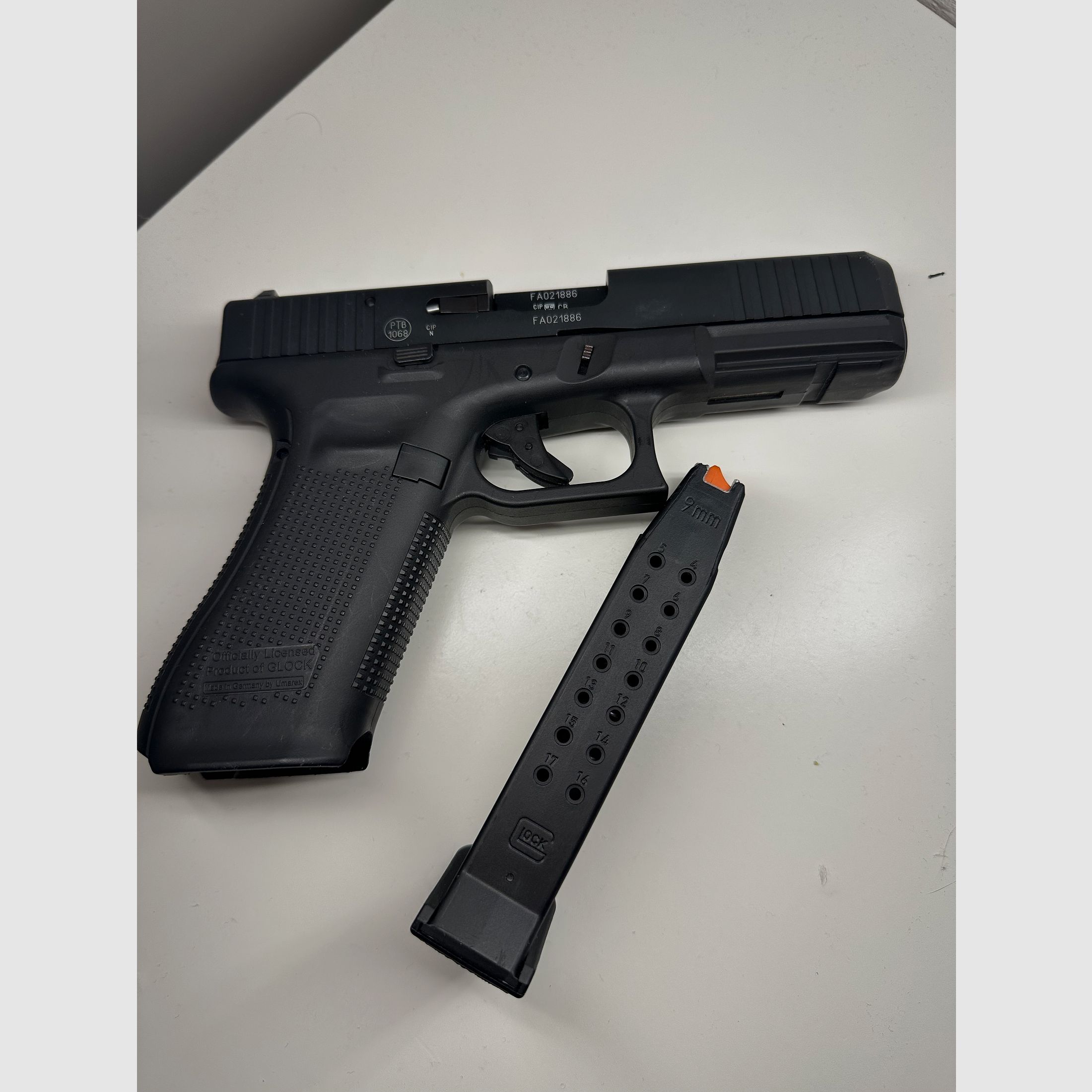 GLOCK 17 GEN 5 PAK UMAREX