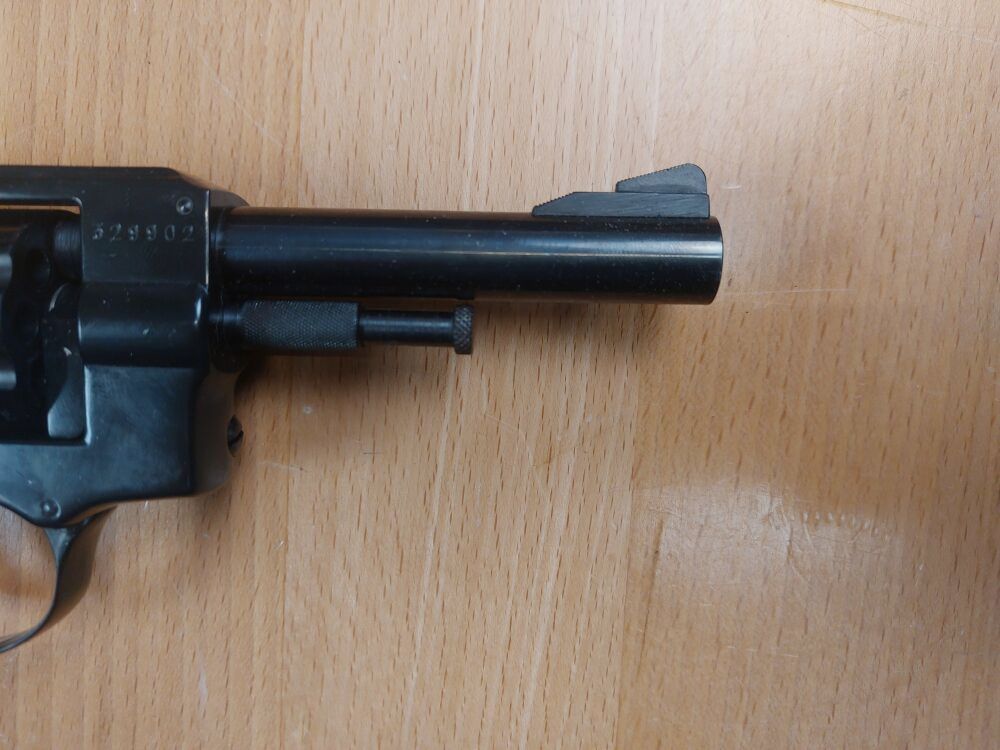 Weihrauch , Arminius HW 5