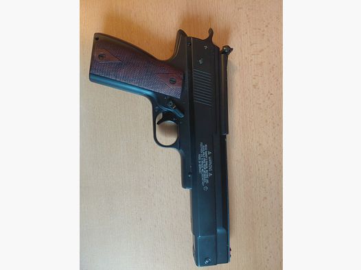 HW45 Weihrauch air pistol