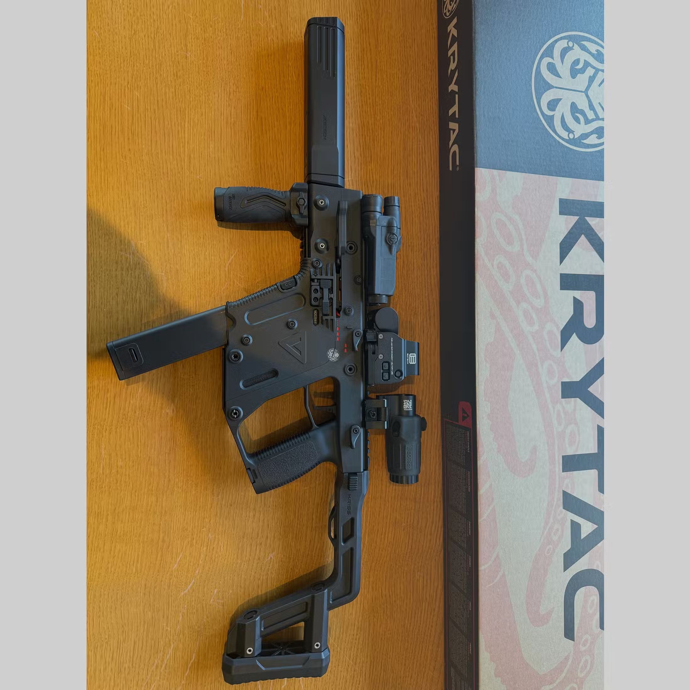 Krytac Kriss Vector Airsoft S-AEG (negro) + equipo