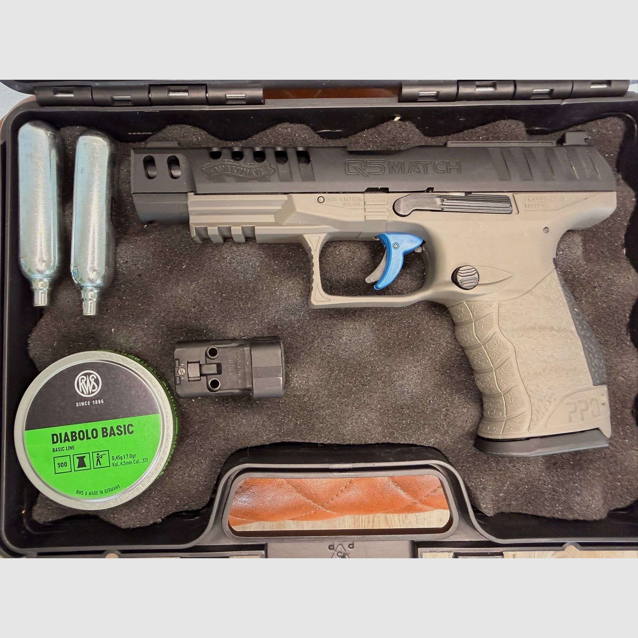 Walther CO2-pistola Walther Q5 Match 5" Combo Set
