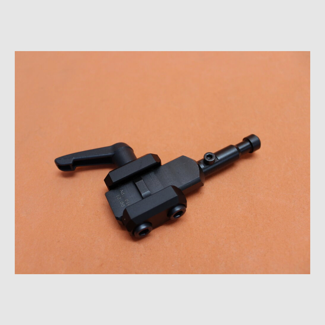 Fortmeier Fortmeier Zweibeinadapter Typ Versa-Pod für Picatinnyprofil 12:00