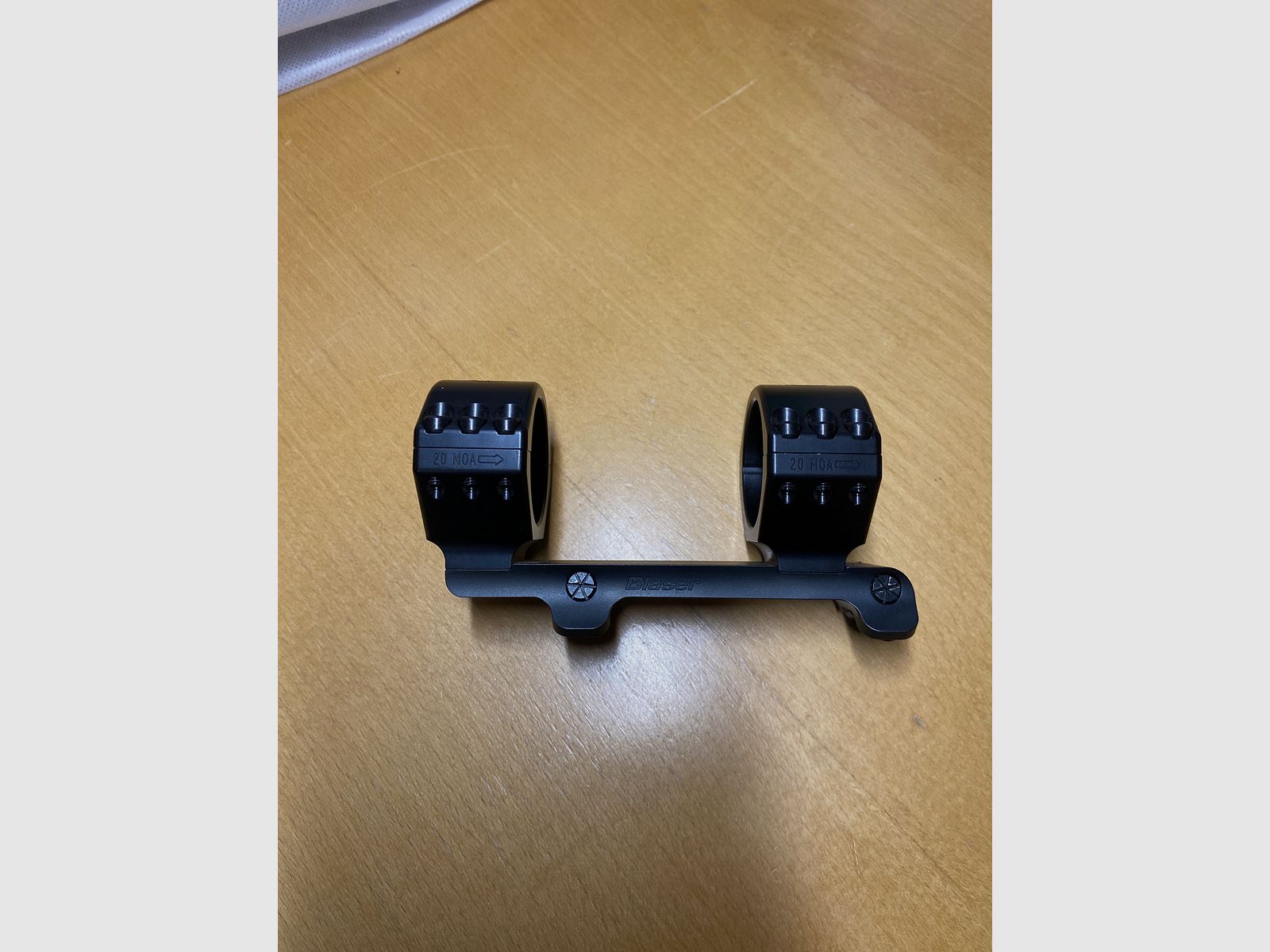     Blaser Sattelmontage + Tier One Ringe 34mm 20MOA inclinación + nivel de burbuja