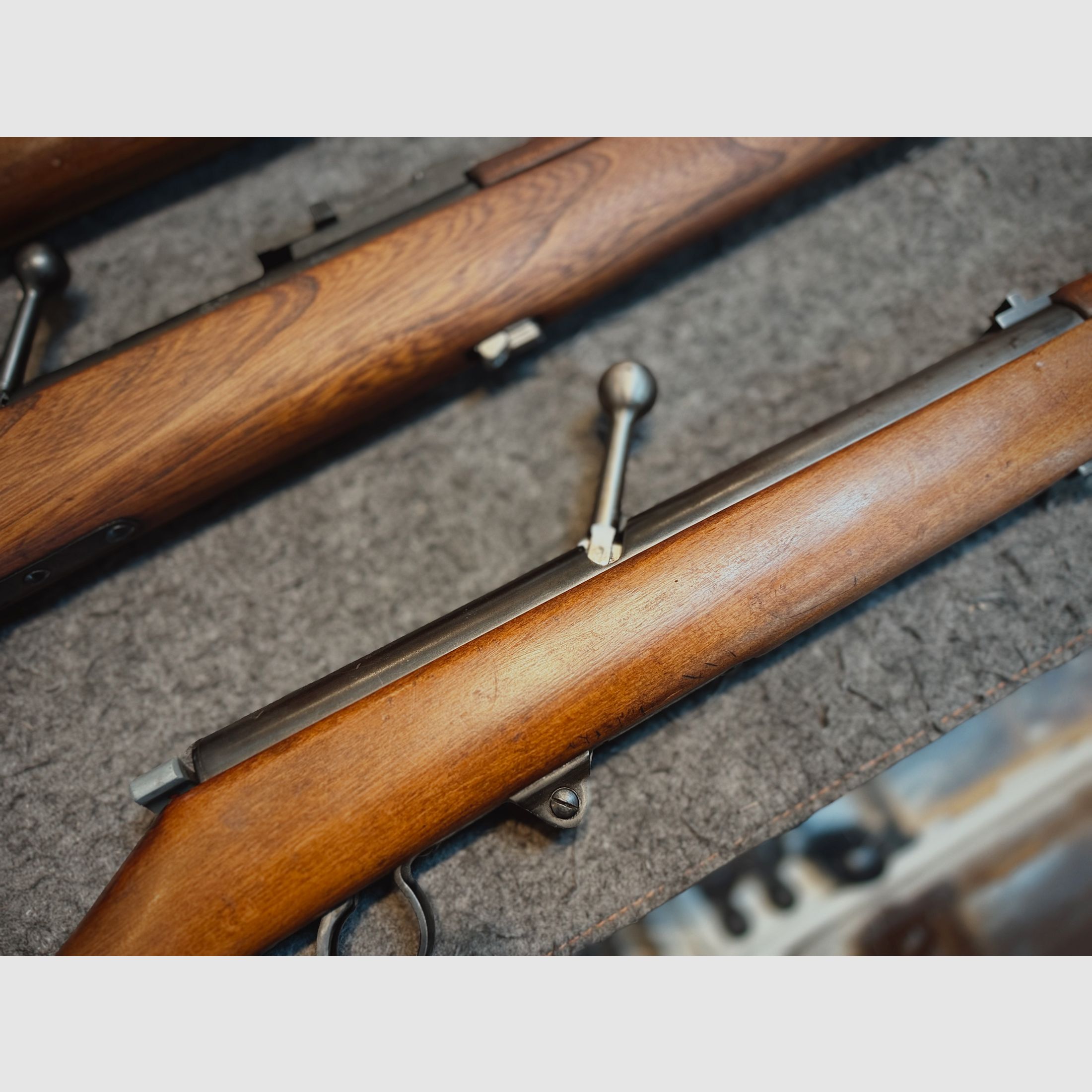 Conjunto de armas históricas – Suhl W625C (.22 l.r.) y 2× Haenel Sportmodell 33 Patente Schmeisser
