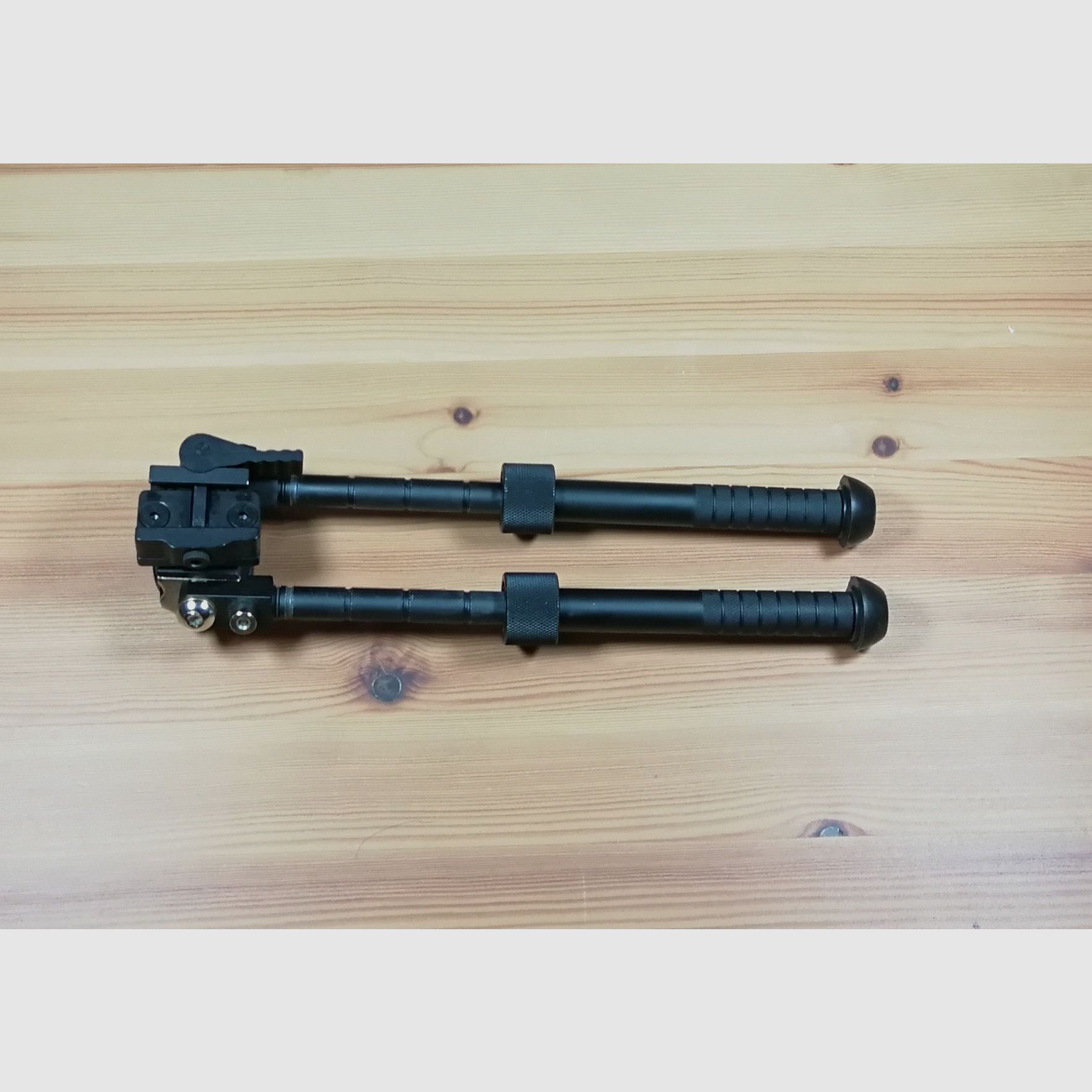 ADDER COBRA SYSTEM 130 LBS + 7 SCHUSS POLYMER MAGAZIN + 7 SCHUSS METALL MAGAZIN + OPTIK 3-10x42 Gr/Ro Bel & BERETTA 4x32 + METALL STANDBEIN