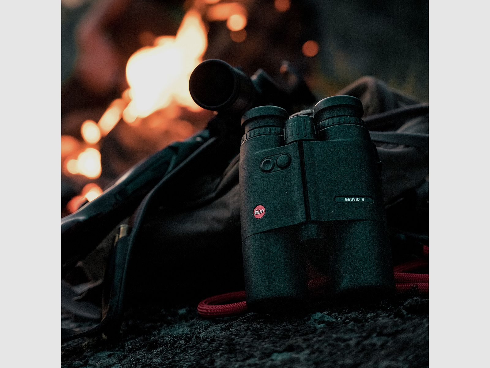 LEICA binoculars with rangefinder Geovid 10x42 R