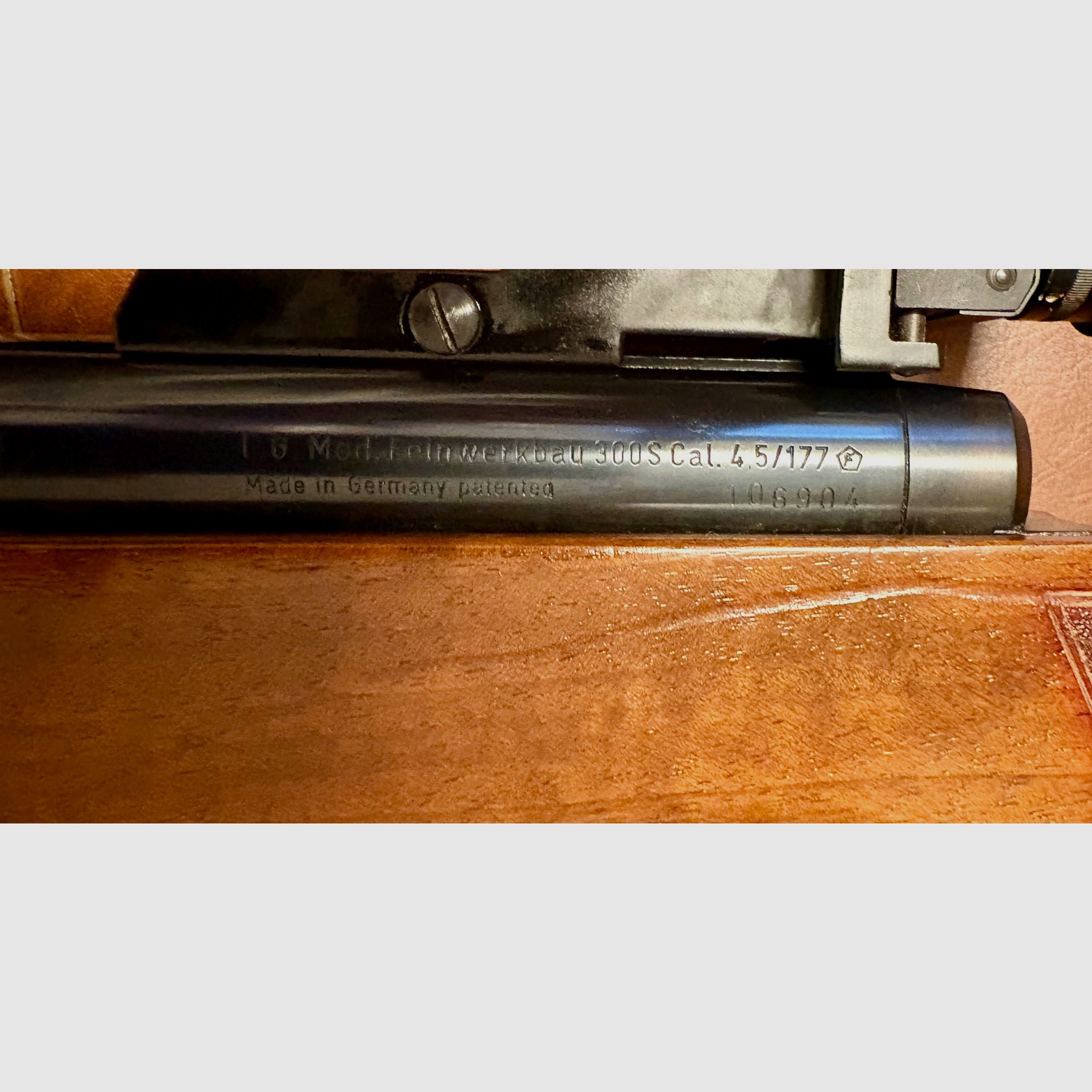 Carabina ad aria compressa Feinwerkbau FWB 300S Match (cal. 4,5 mm) incl. diottra e custodia, immagine 5 di 11