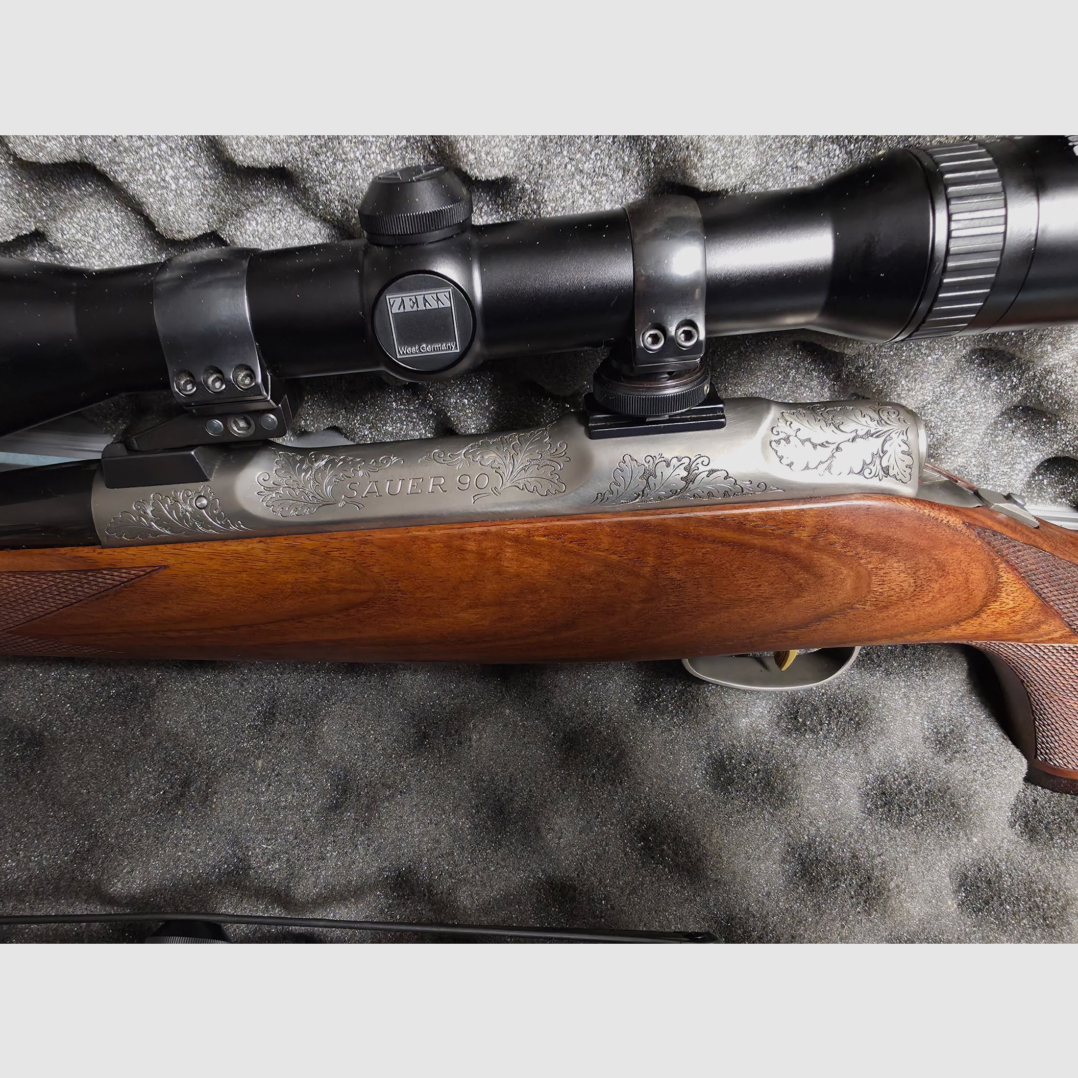 Sauer 90 Luxus Kal. 30-06 mit Zeiss Diavari-Z 3-12x56 und Zeiss Diavari-C 1,5-4,5x18