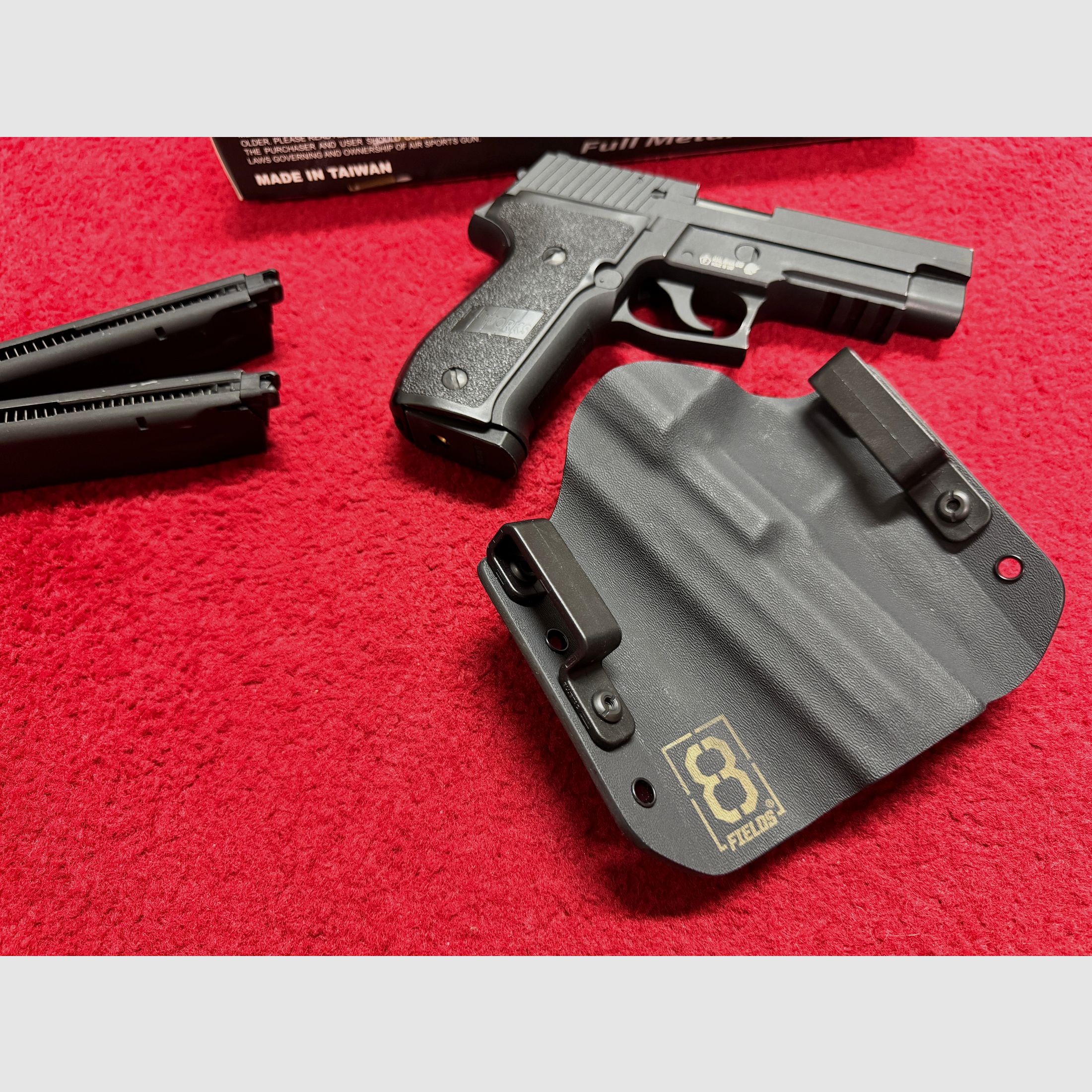 KJ Works KP-01 SIG P226 Vollmetall Gas Blow Back Airsoft GBB 6mm + Tasche-Holster - 3 Magazine 